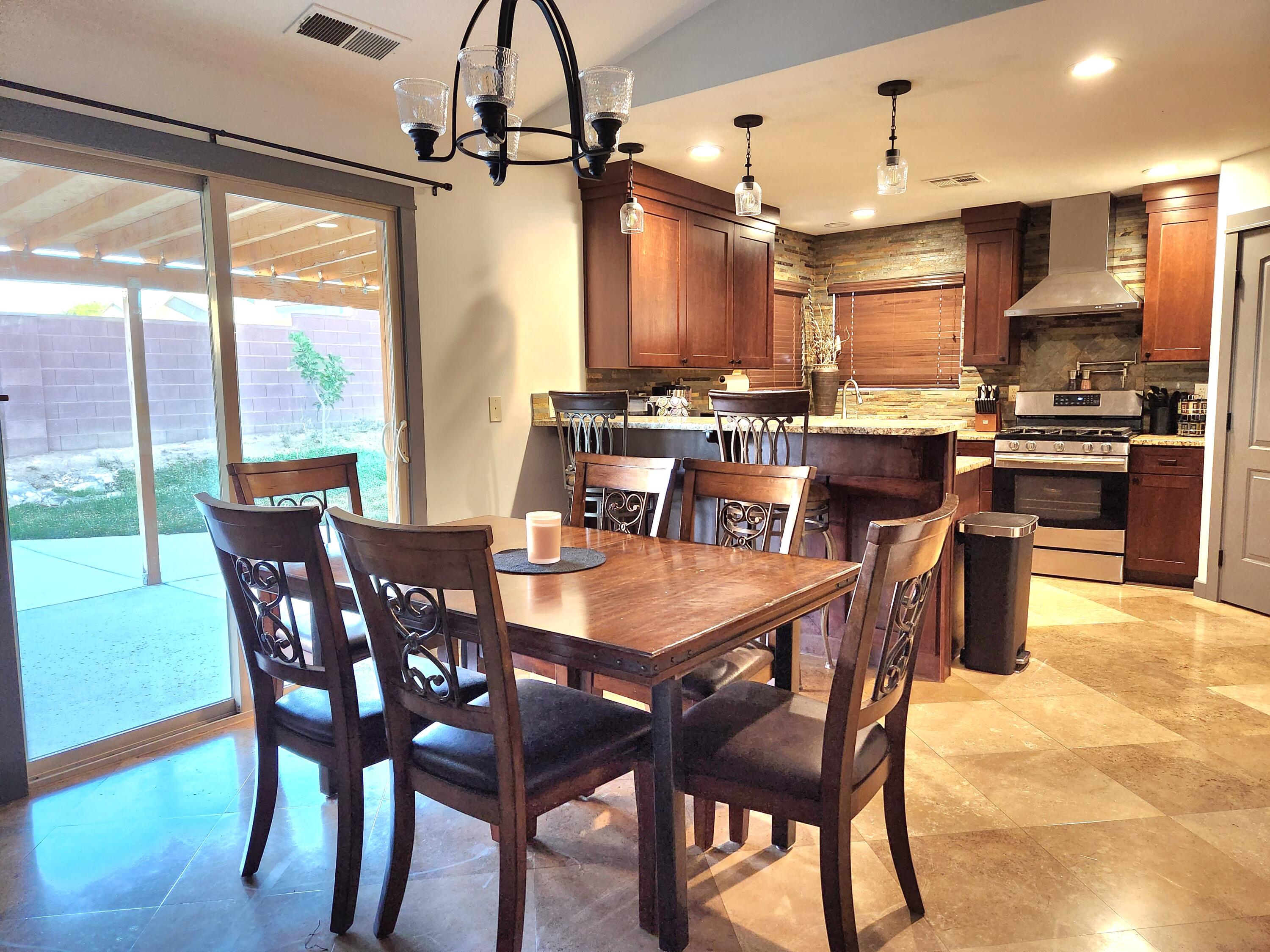 TOQUERVILLE TOWNSITE - Residential