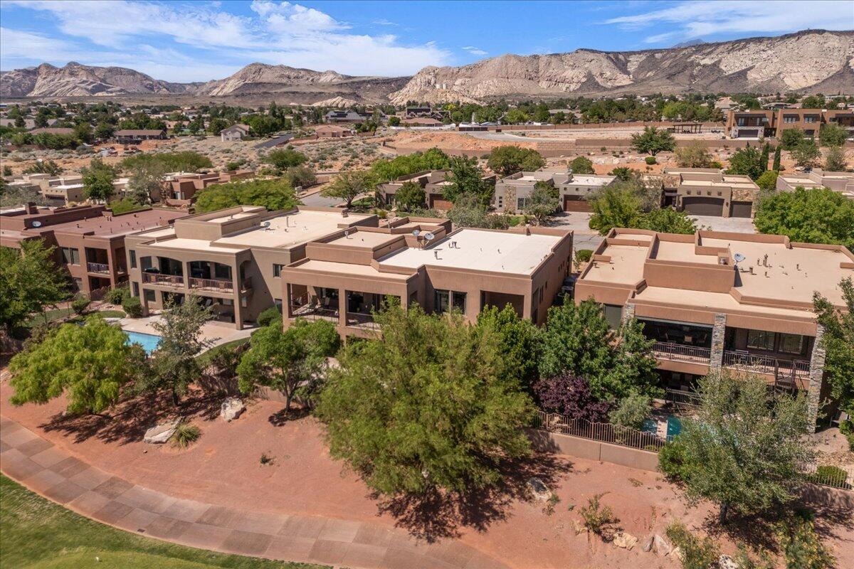 LEDGES OF ST GEORGE - Residential