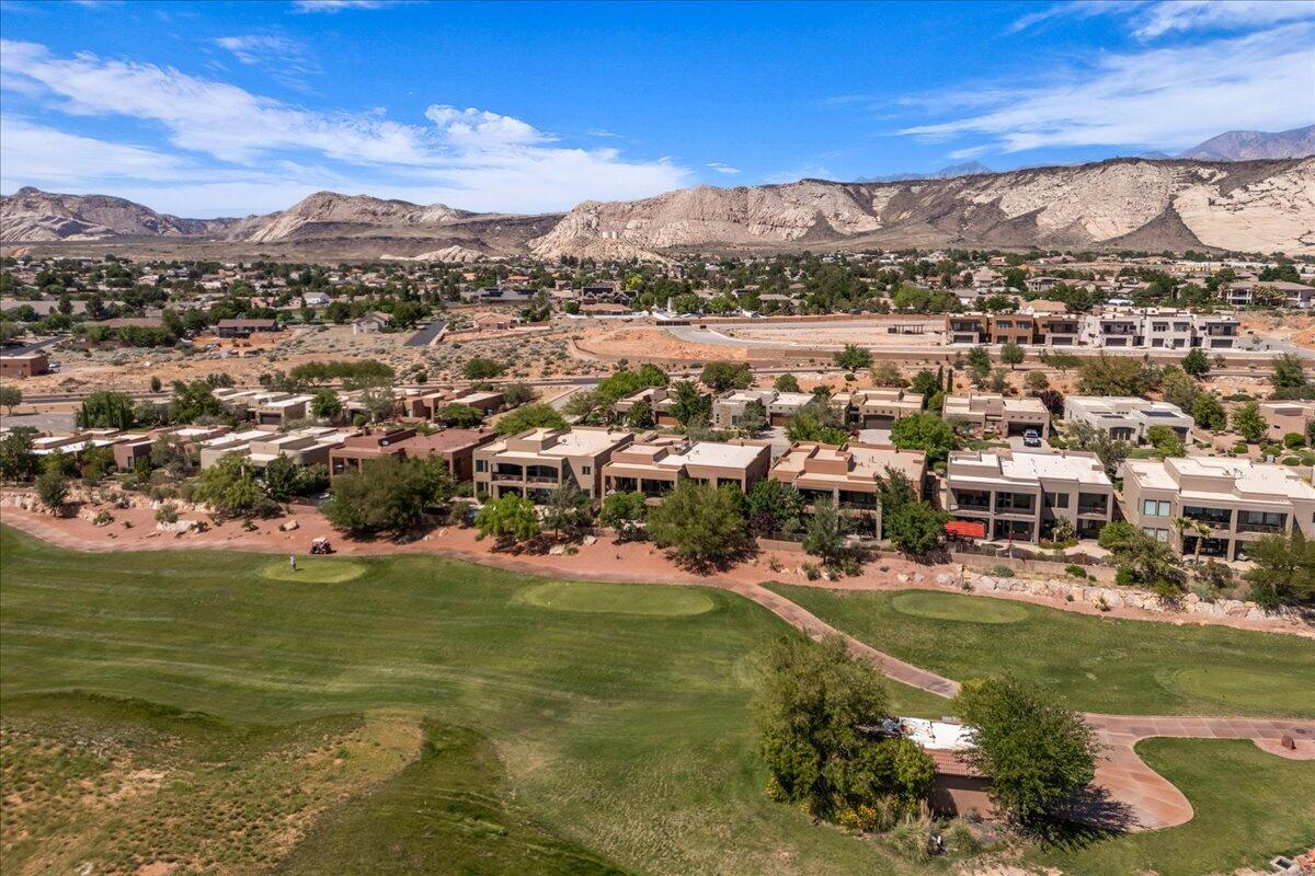 LEDGES OF ST GEORGE - Residential