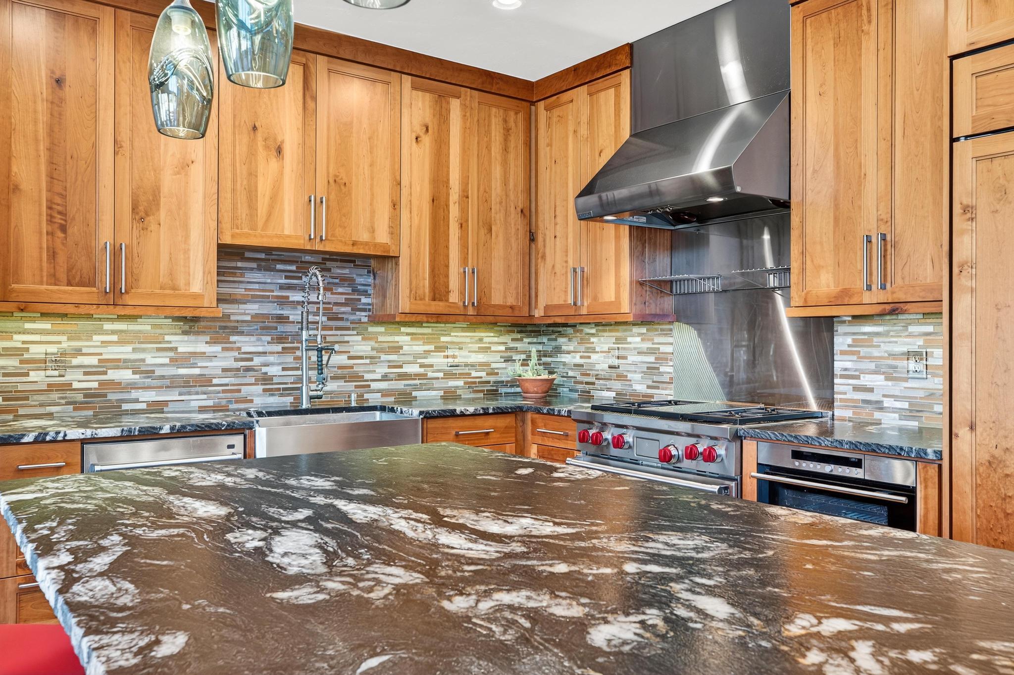 ANASAZI PLATEAU - Residential