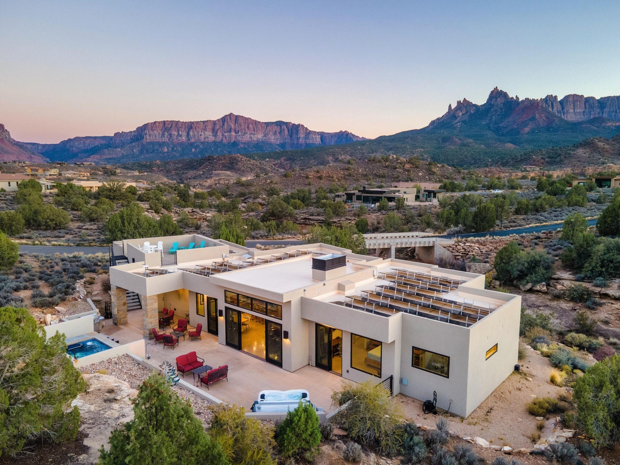 ANASAZI PLATEAU - Residential