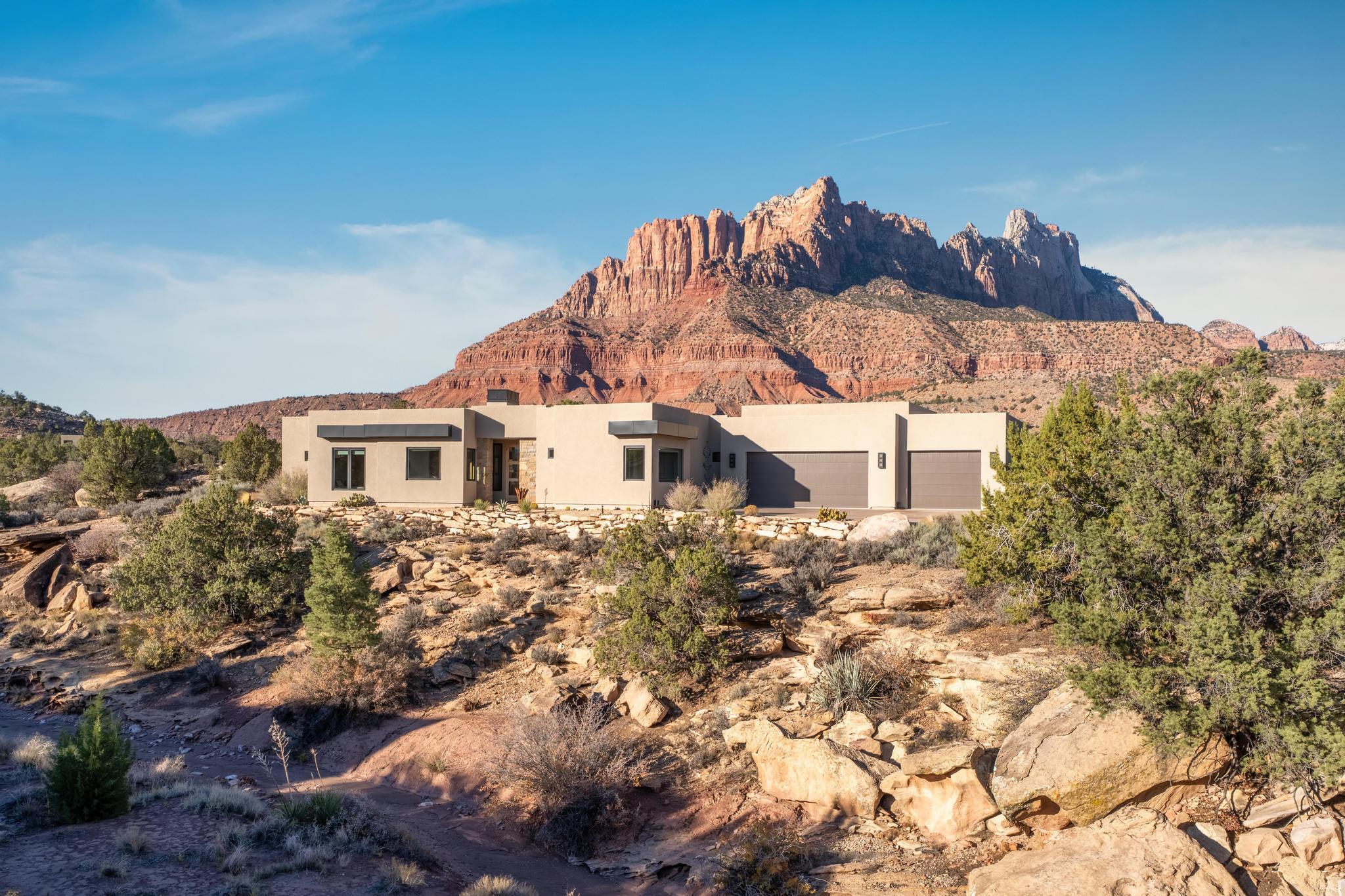 ANASAZI PLATEAU - Residential