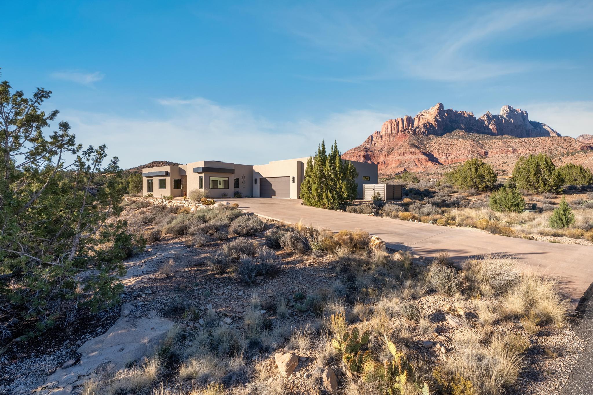 ANASAZI PLATEAU - Residential