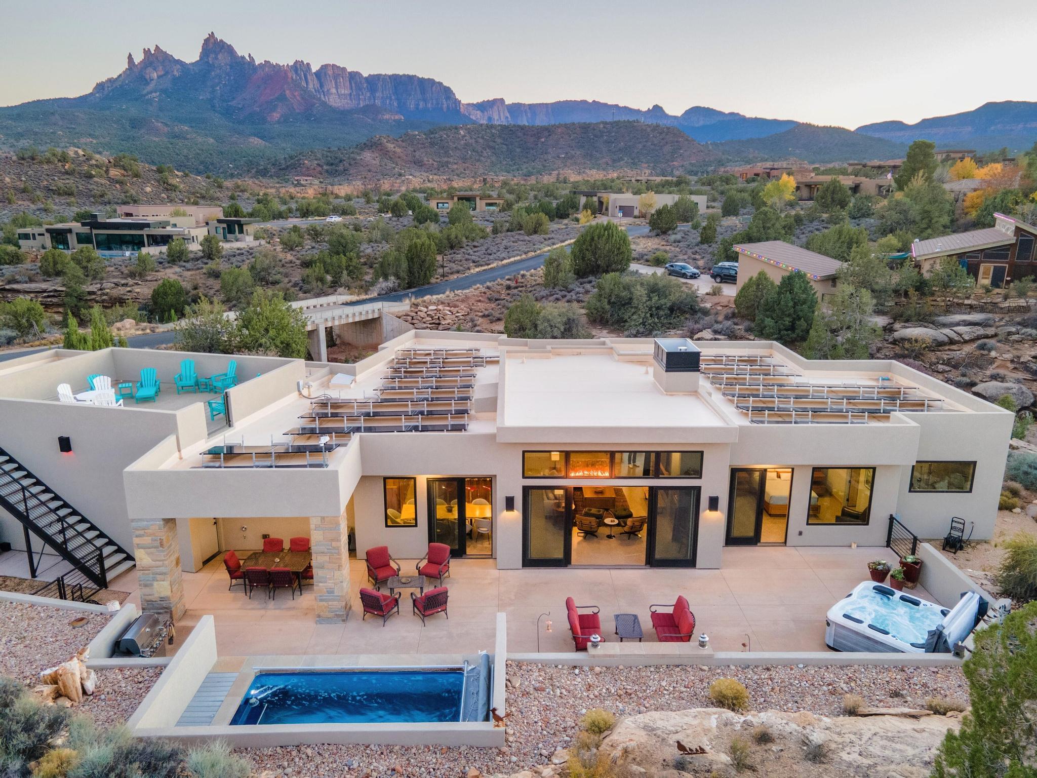 ANASAZI PLATEAU - Residential