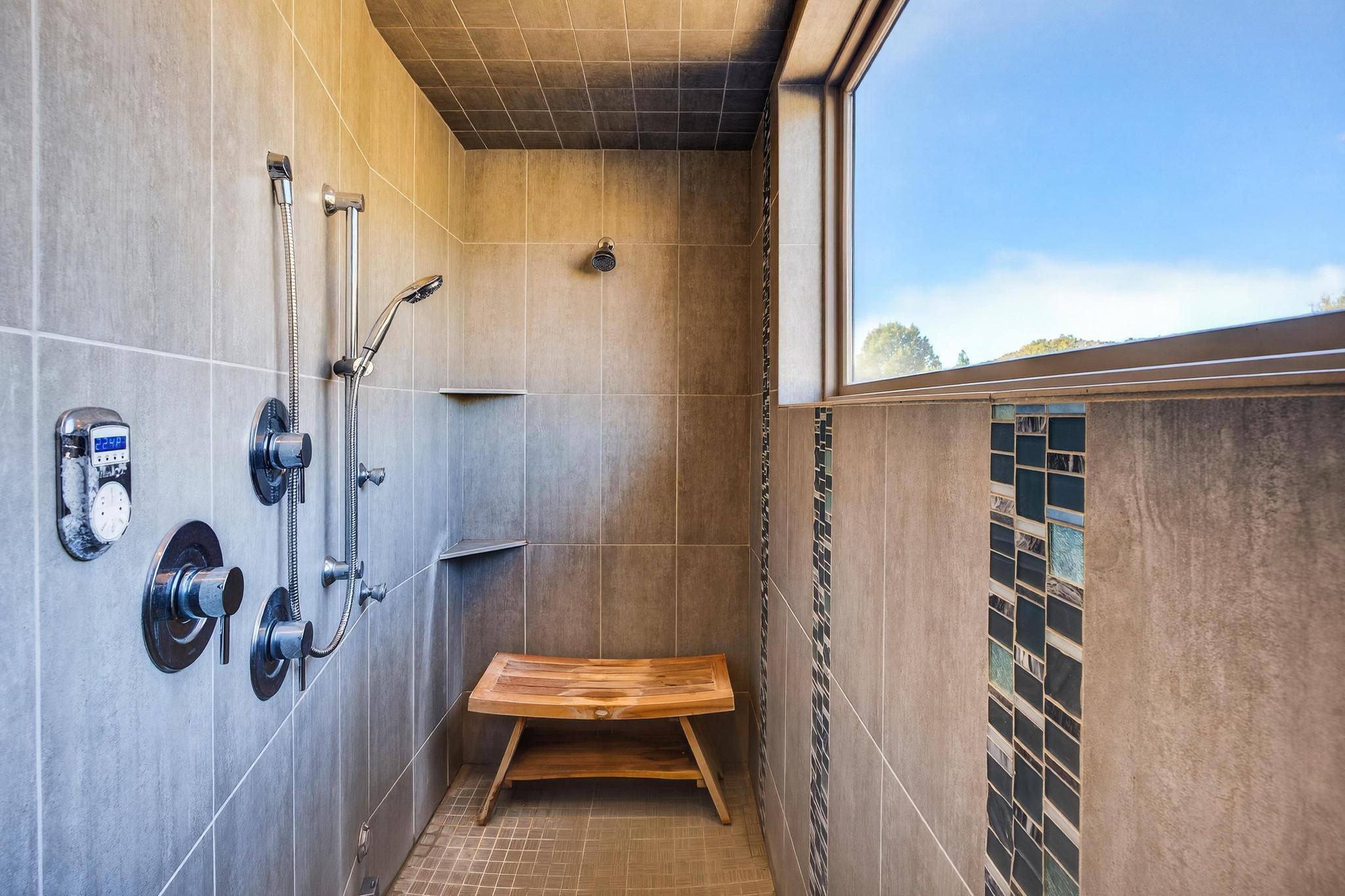 ANASAZI PLATEAU - Residential