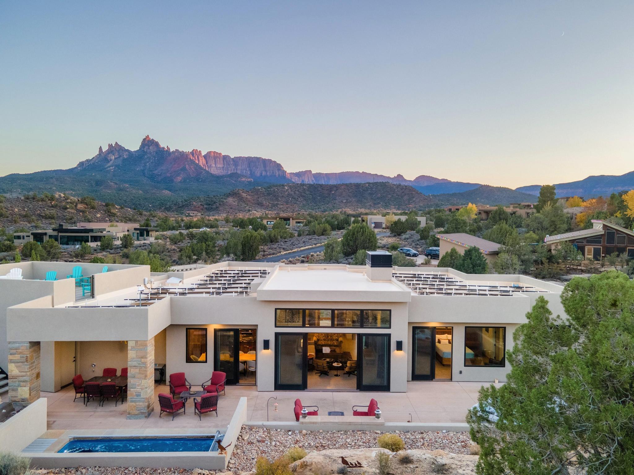 ANASAZI PLATEAU - Residential