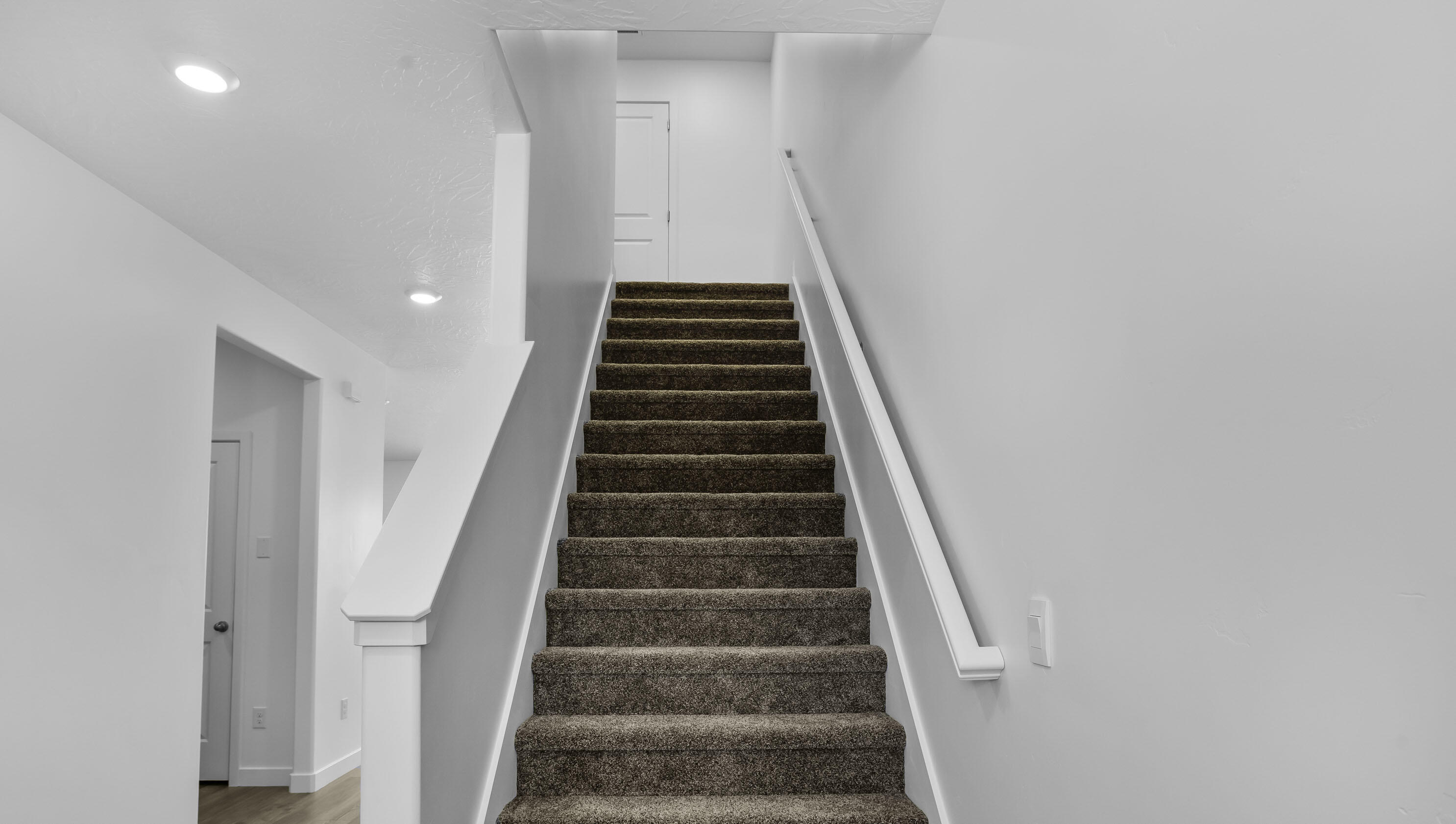 CORRAL HOLLOW AT LONG VALLEY - Residential