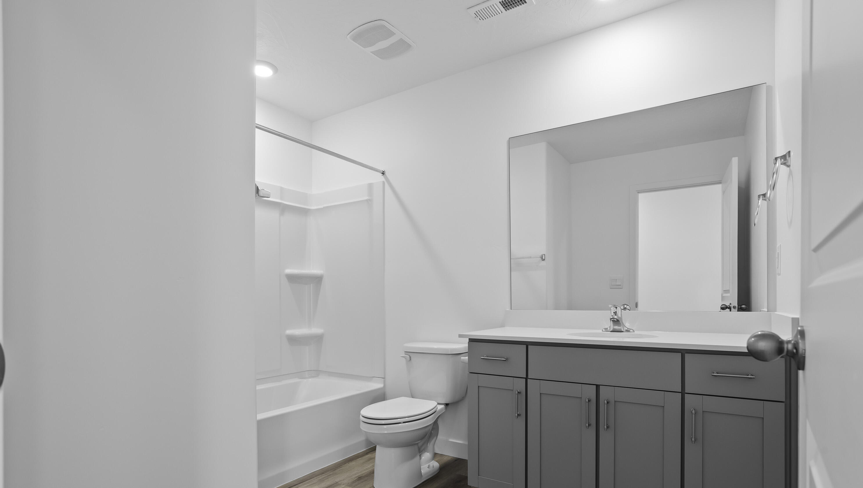 CORRAL HOLLOW AT LONG VALLEY - Residential