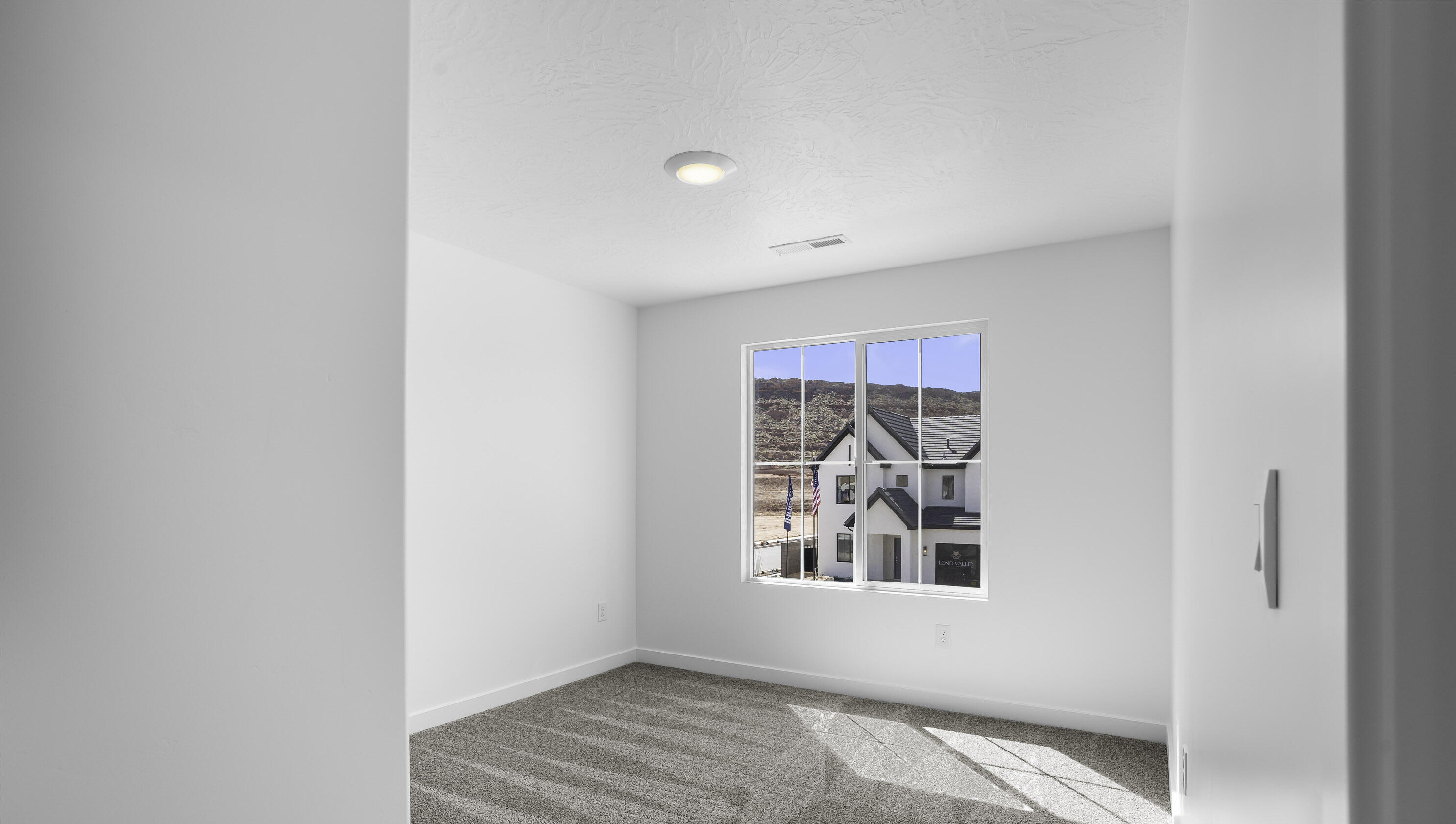 CORRAL HOLLOW AT LONG VALLEY - Residential