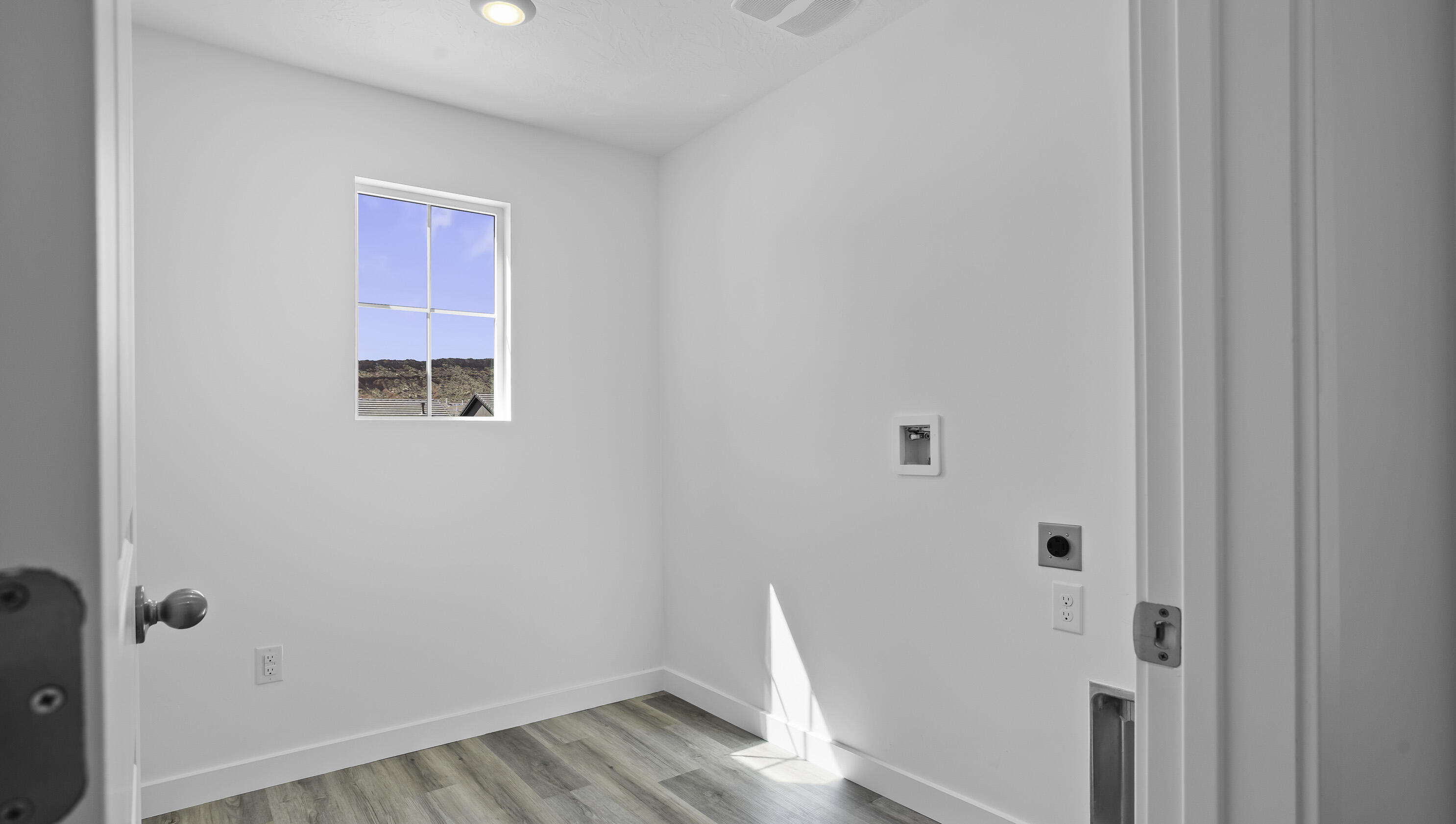 CORRAL HOLLOW AT LONG VALLEY - Residential