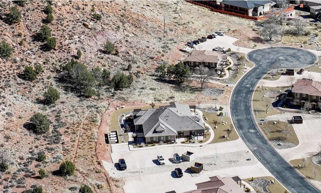 MOENAVE CONDO - Residential