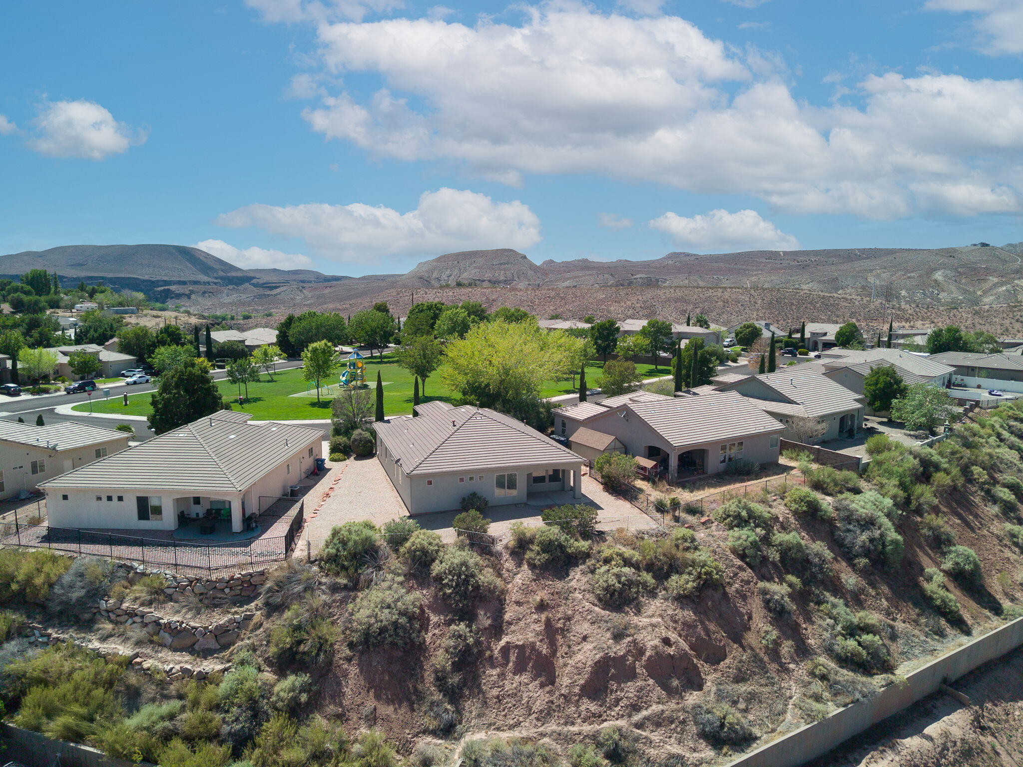 VINTAGE PARK MESA - Residential
