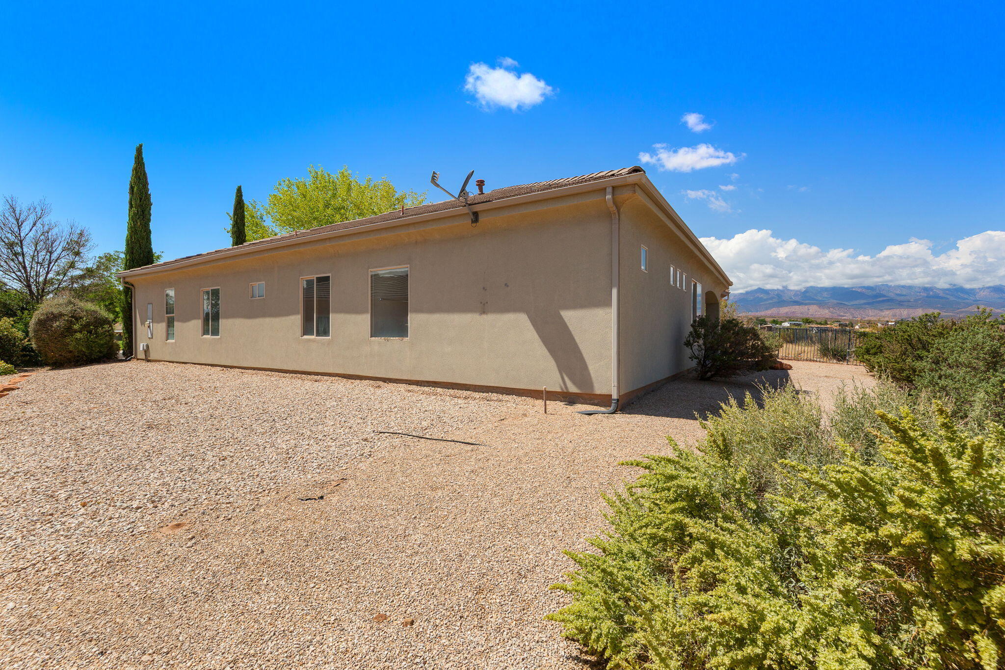 VINTAGE PARK MESA - Residential