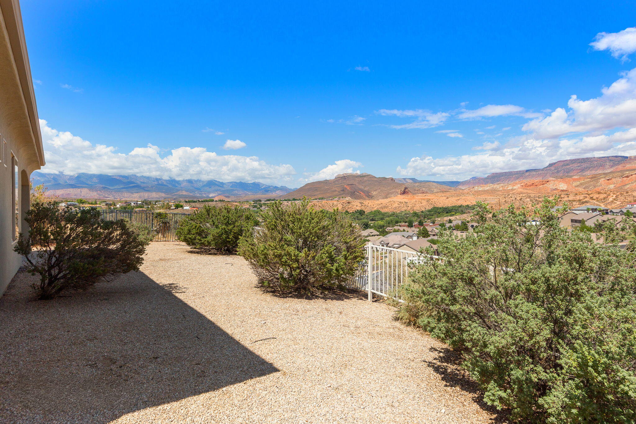 VINTAGE PARK MESA - Residential