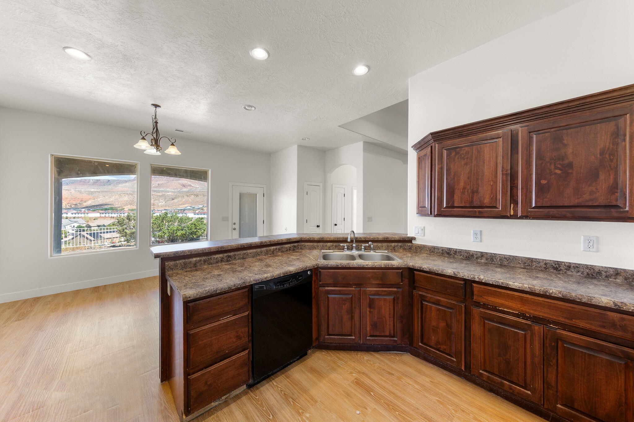 VINTAGE PARK MESA - Residential