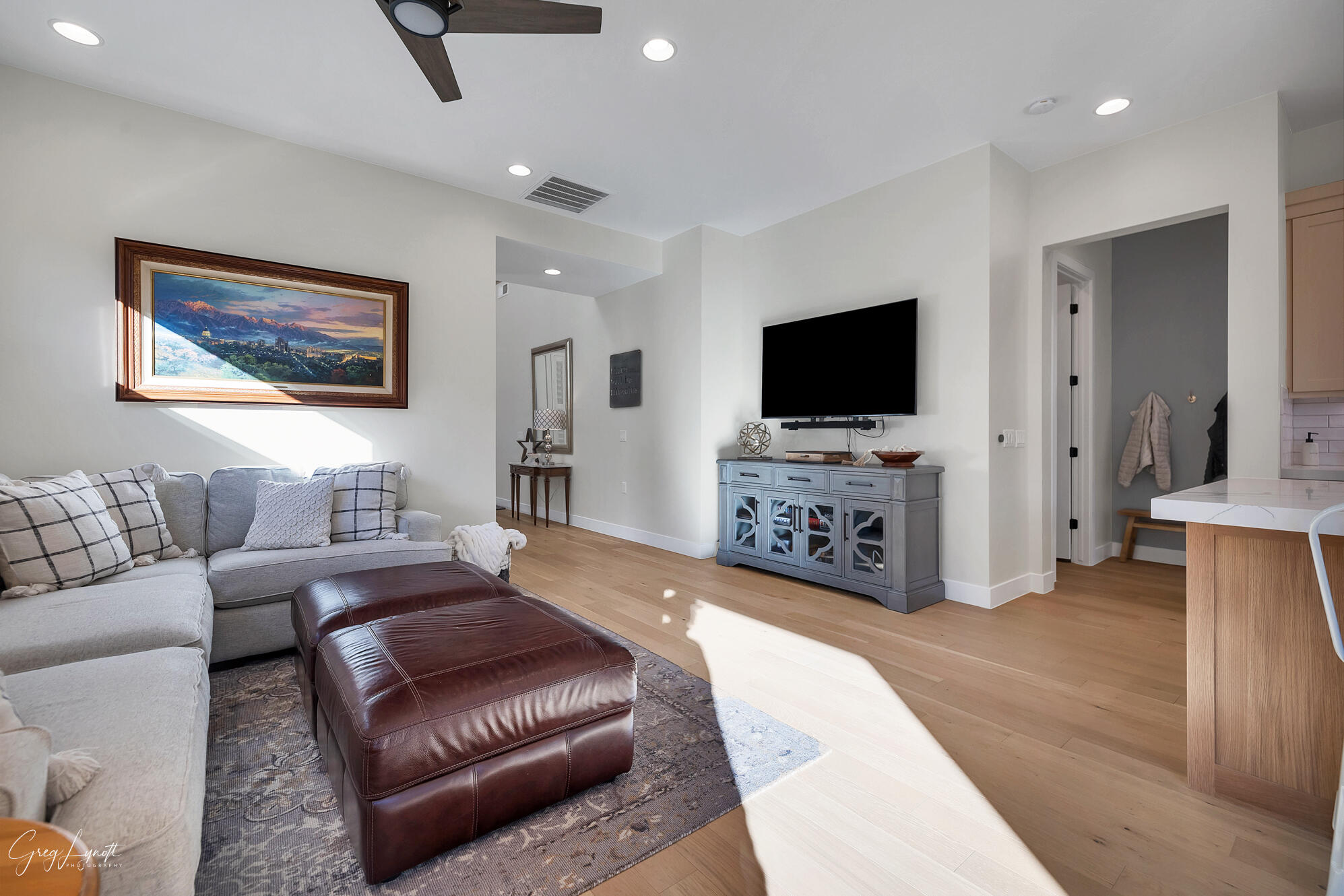 VILLAS AT SUN RIVER - Residential