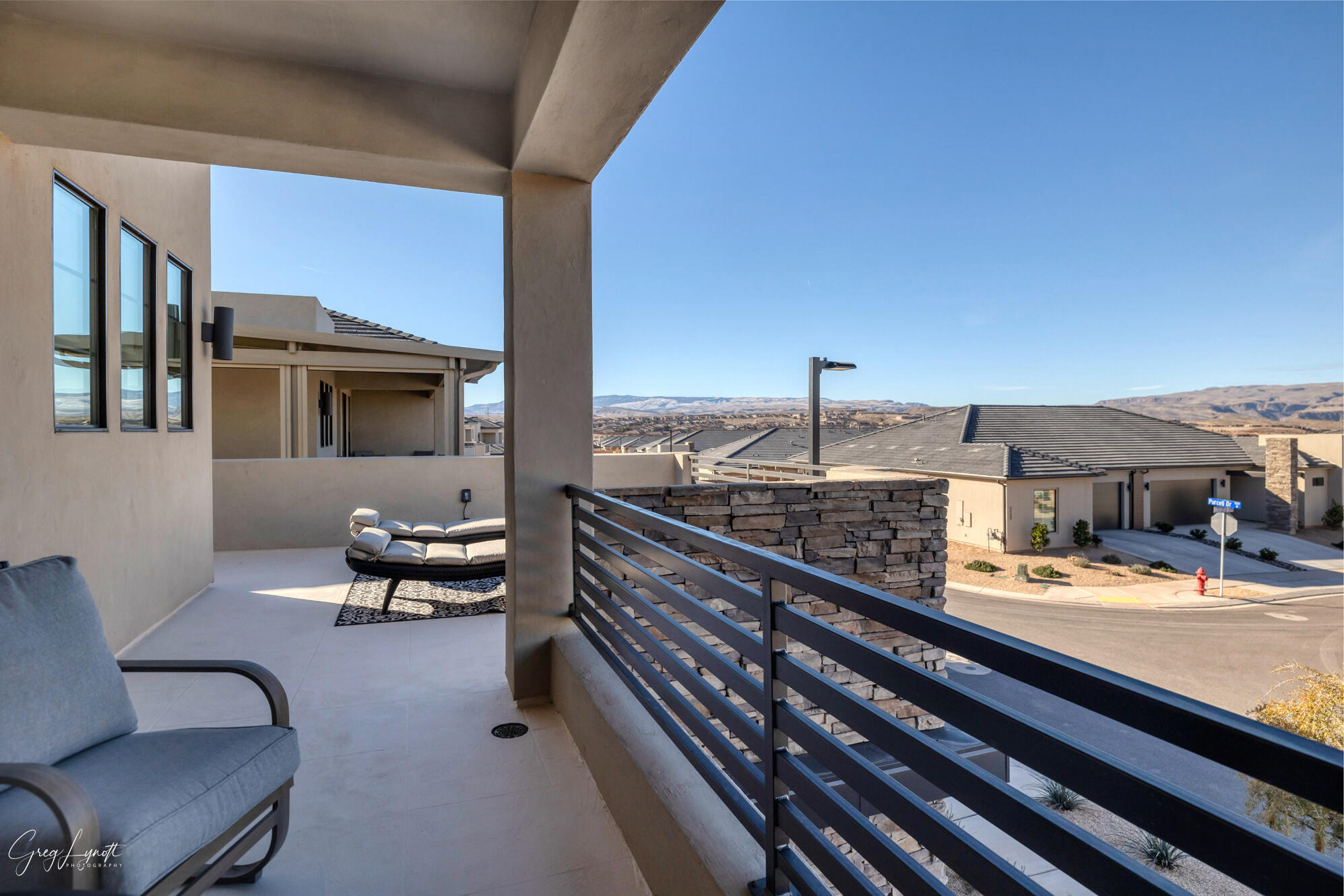 VILLAS AT SUN RIVER - Residential