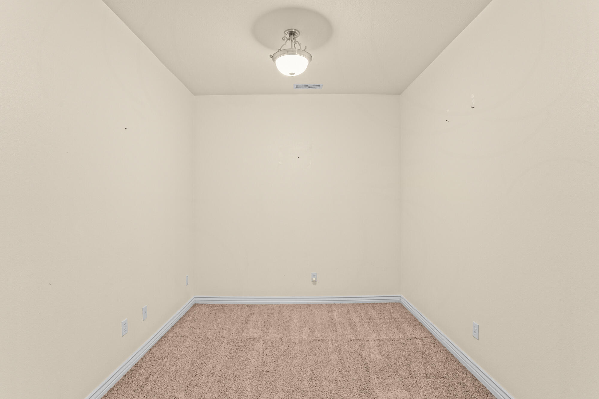 COUNTRYSIDE - Residential