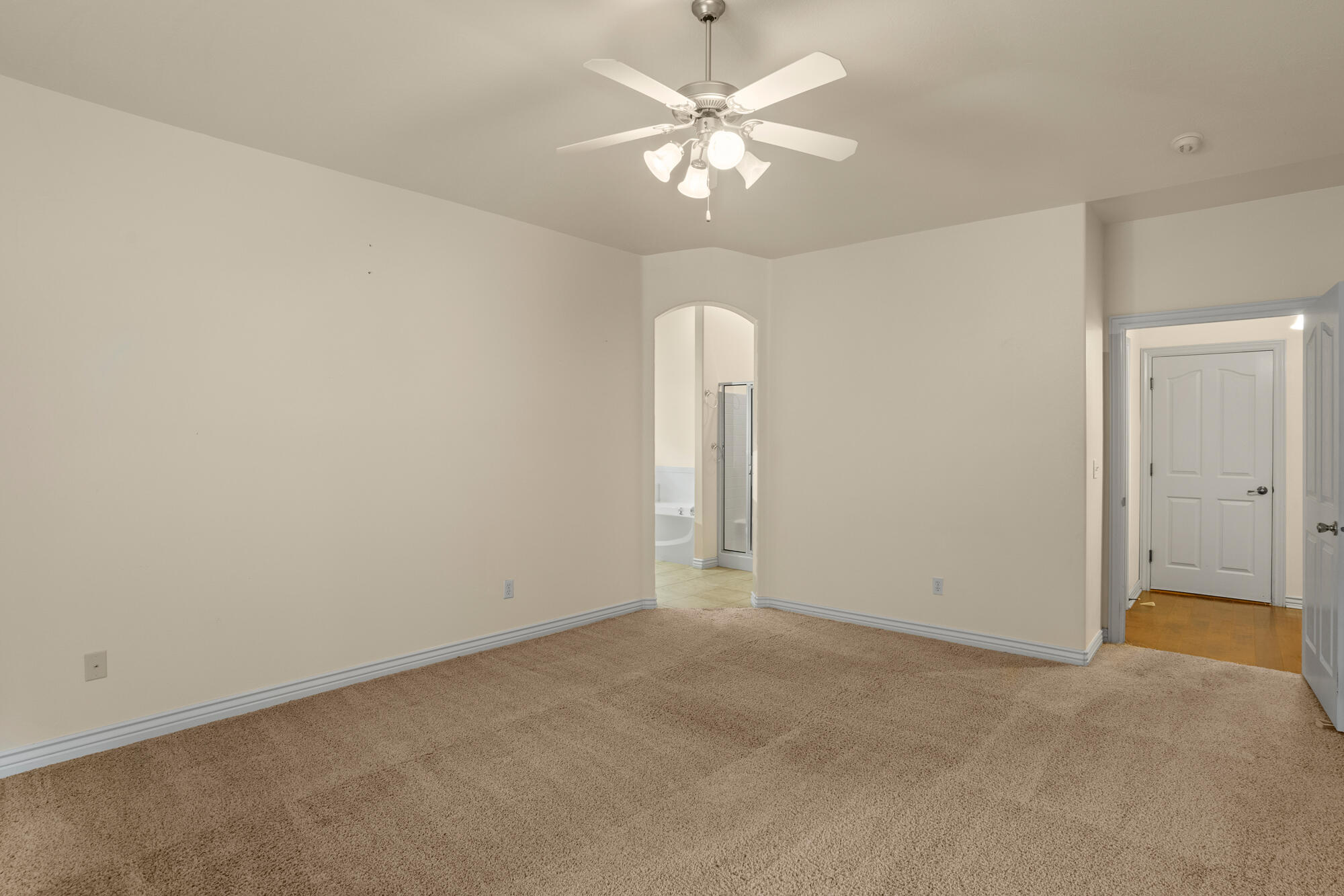 COUNTRYSIDE - Residential