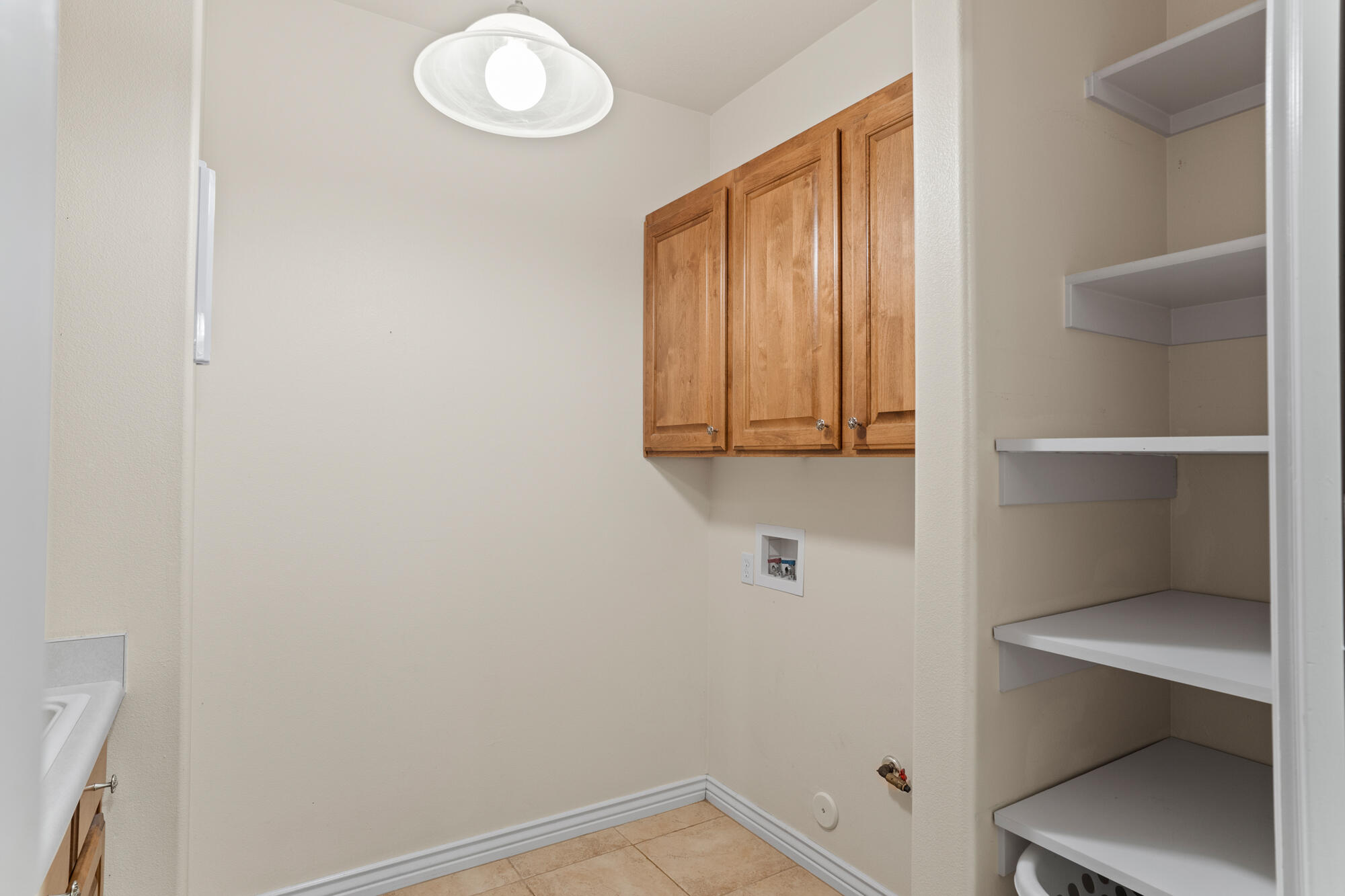 COUNTRYSIDE - Residential