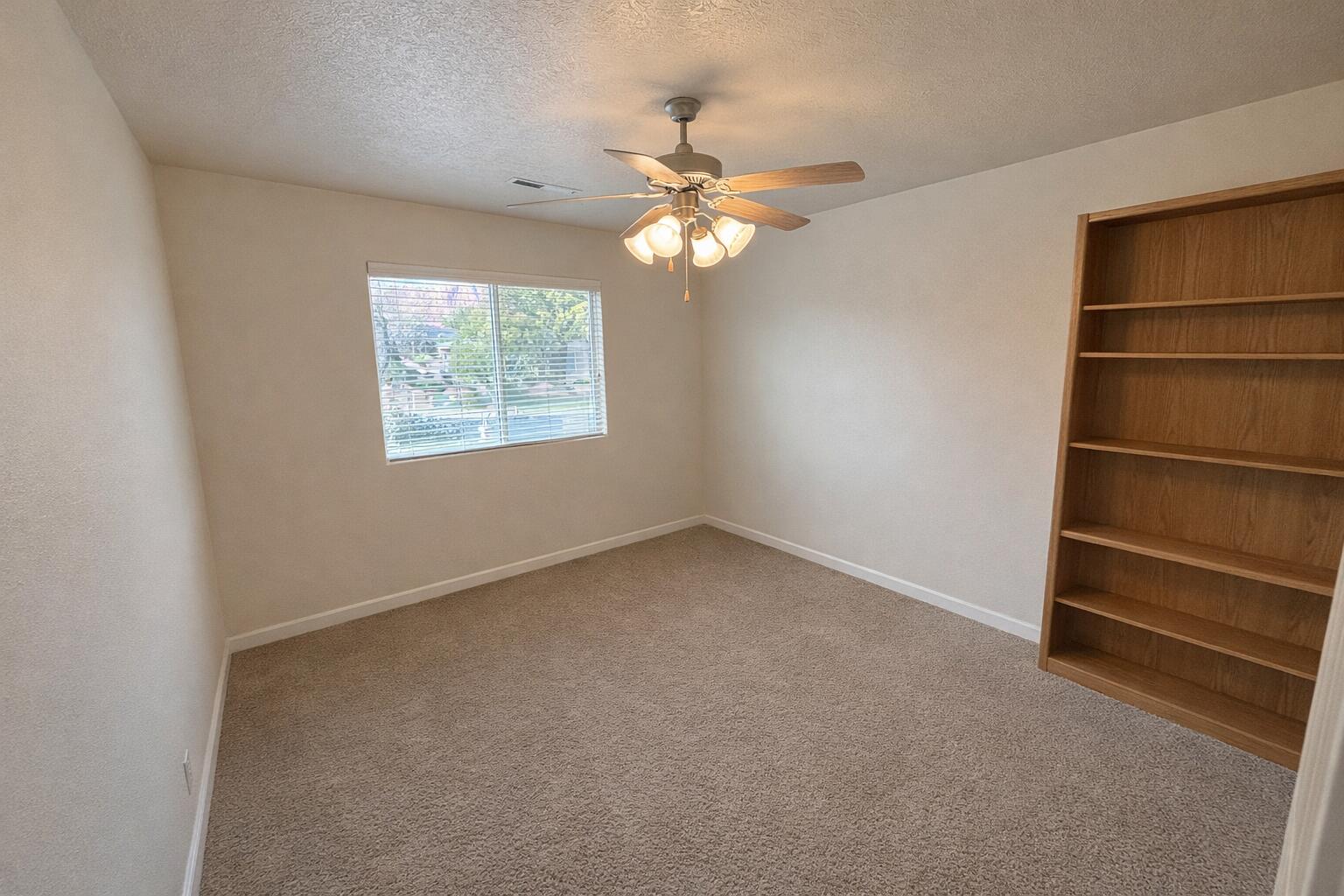 ANTHEM ESTATES - Residential