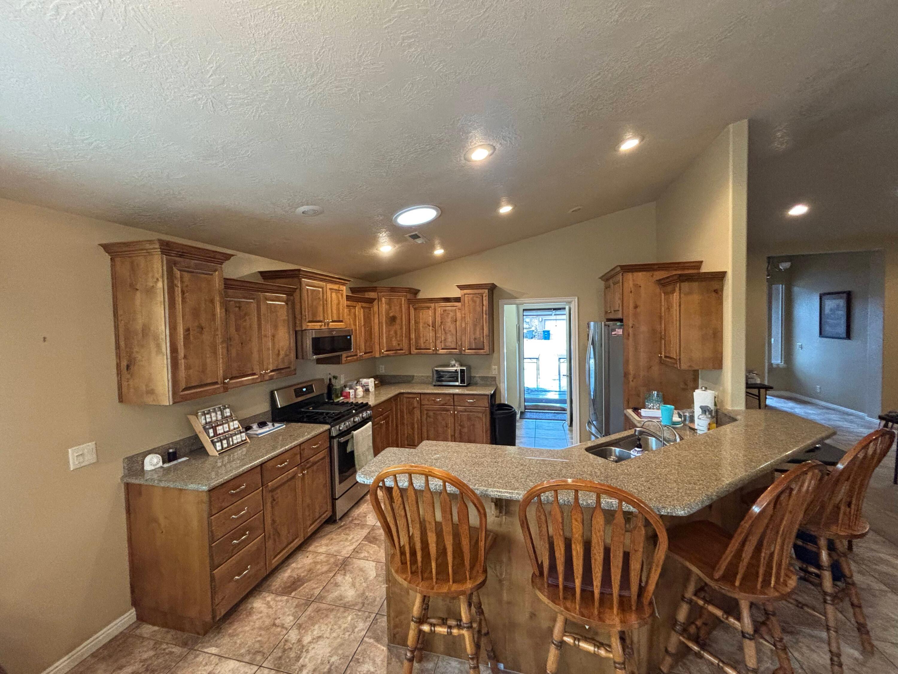 ANTHEM ESTATES - Residential