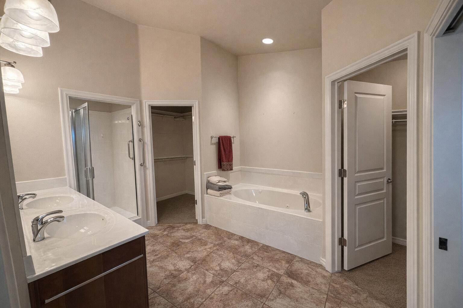 ANTHEM ESTATES - Residential