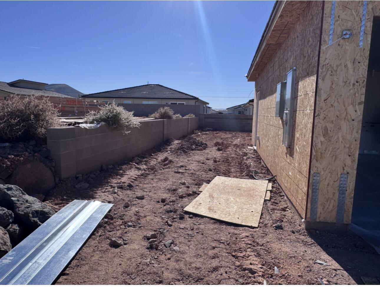 PEREGRINE POINTE WEST - Residential