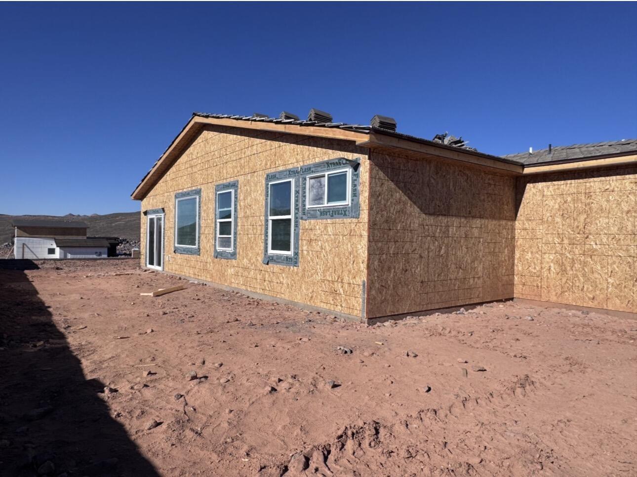 PEREGRINE POINTE WEST - Residential