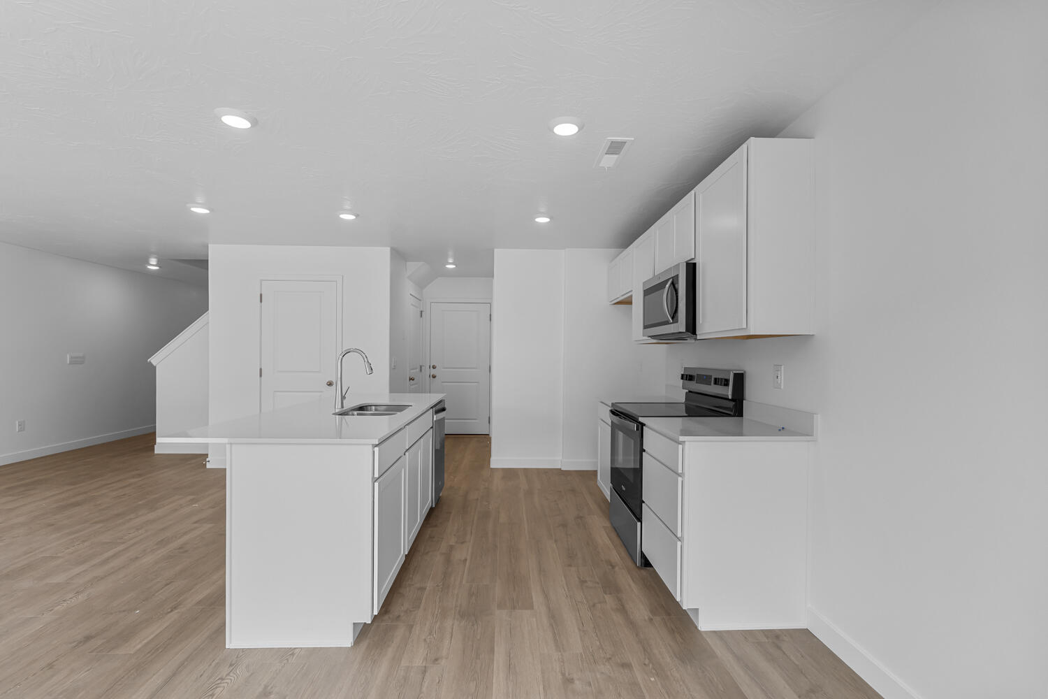 LAVENDER CANYON AT LONG VALLEY - Residential