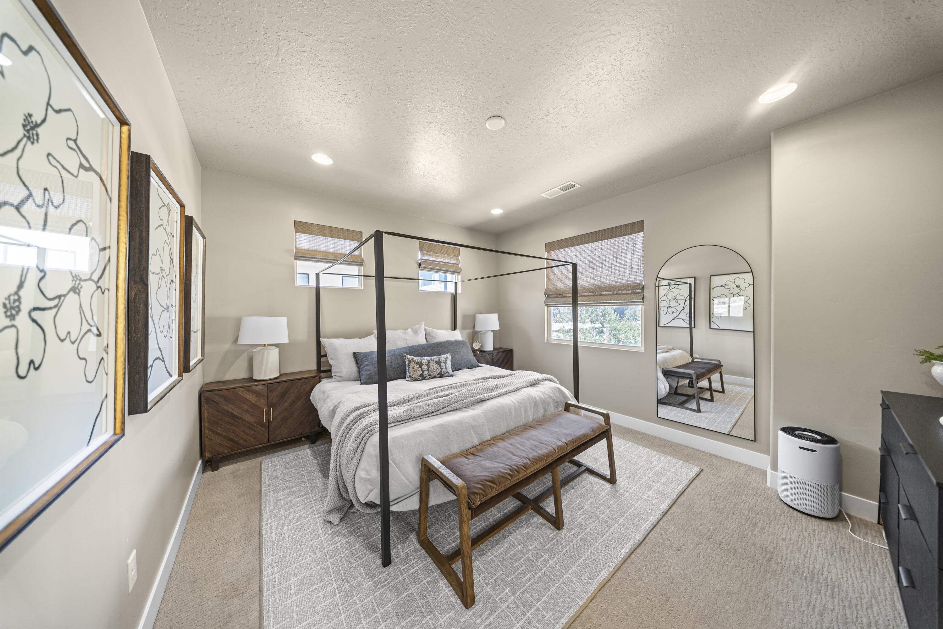 WOODLAND TOWNHOMES - Residential