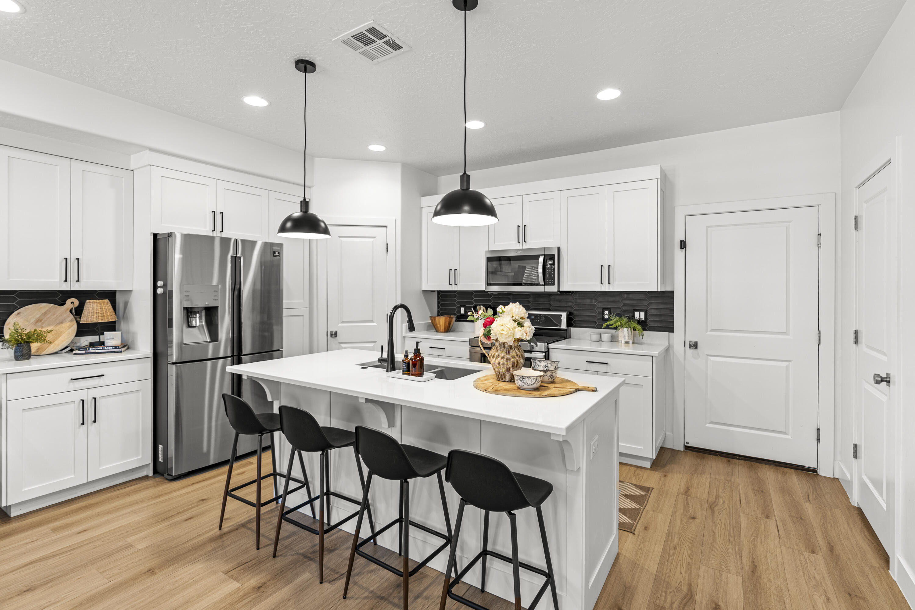 WOODLAND TOWNHOMES - Residential