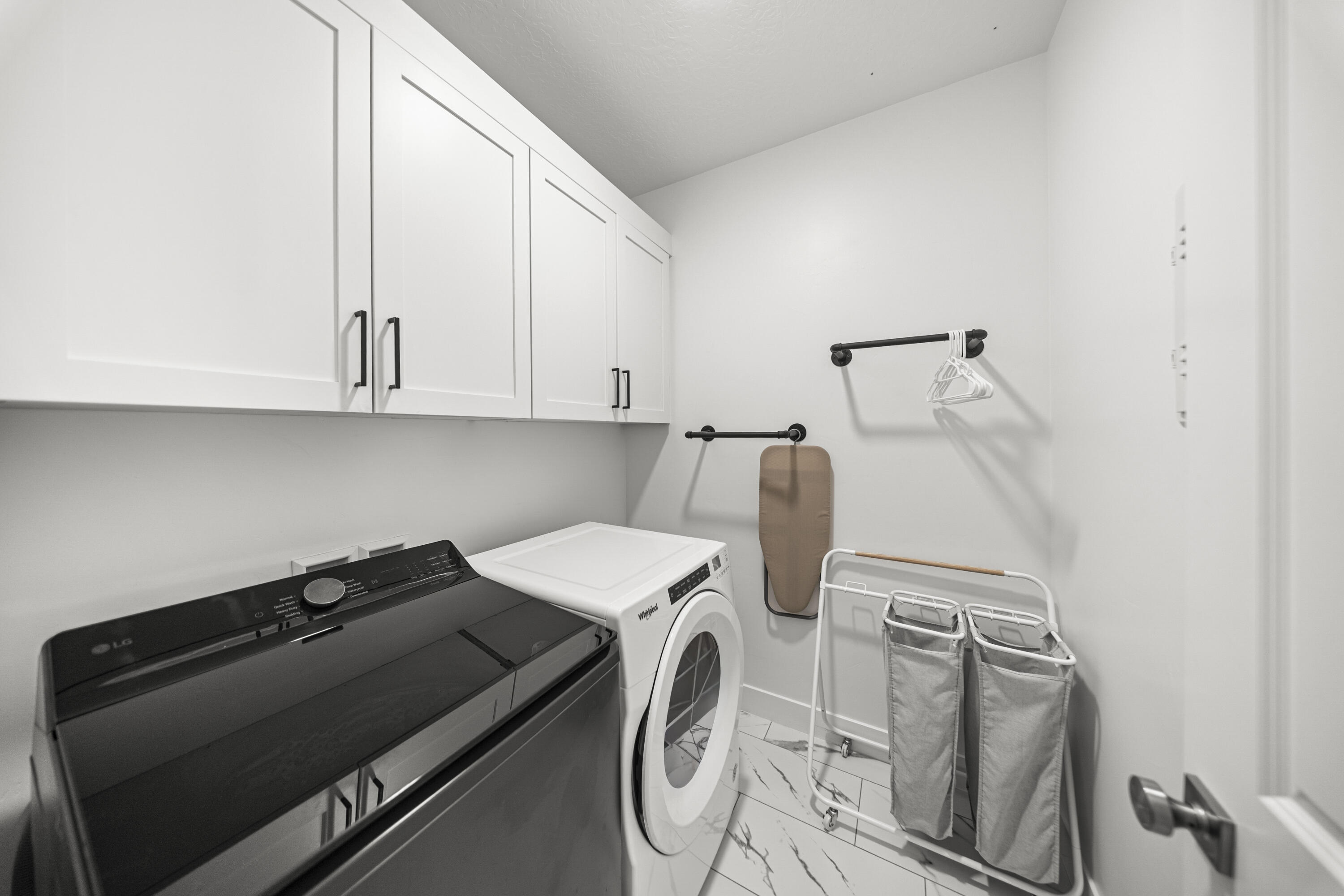 WOODLAND TOWNHOMES - Residential