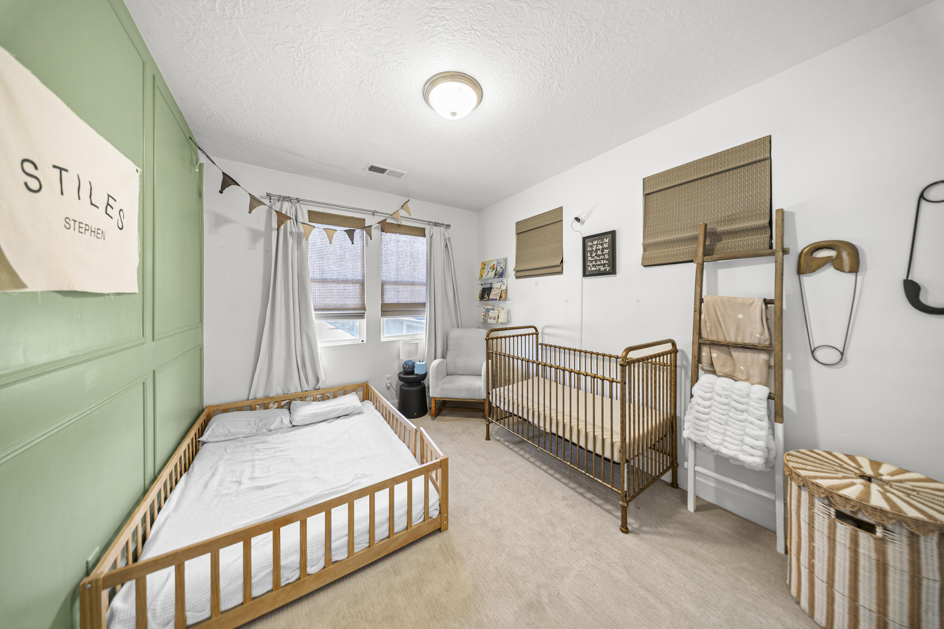 WOODLAND TOWNHOMES - Residential