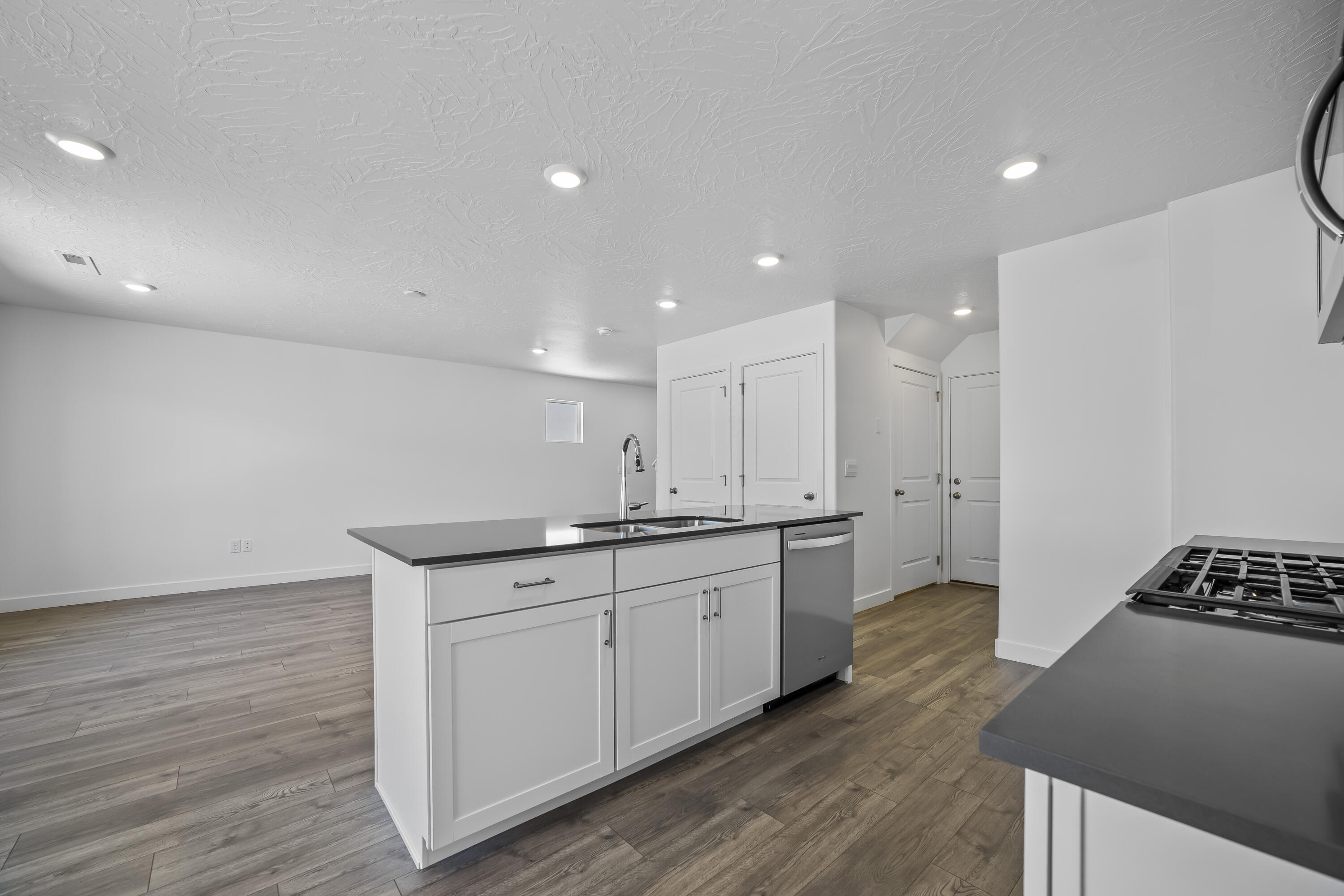 IRON TOP AT LONG VALLEY - Residential