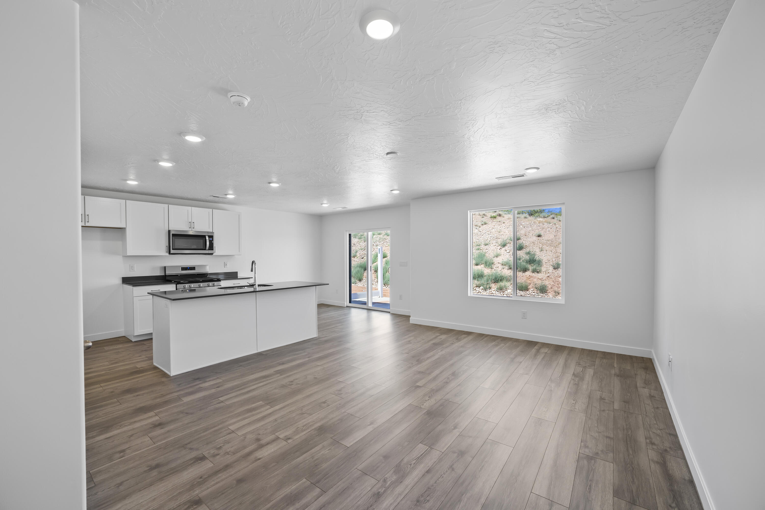 IRON TOP AT LONG VALLEY - Residential