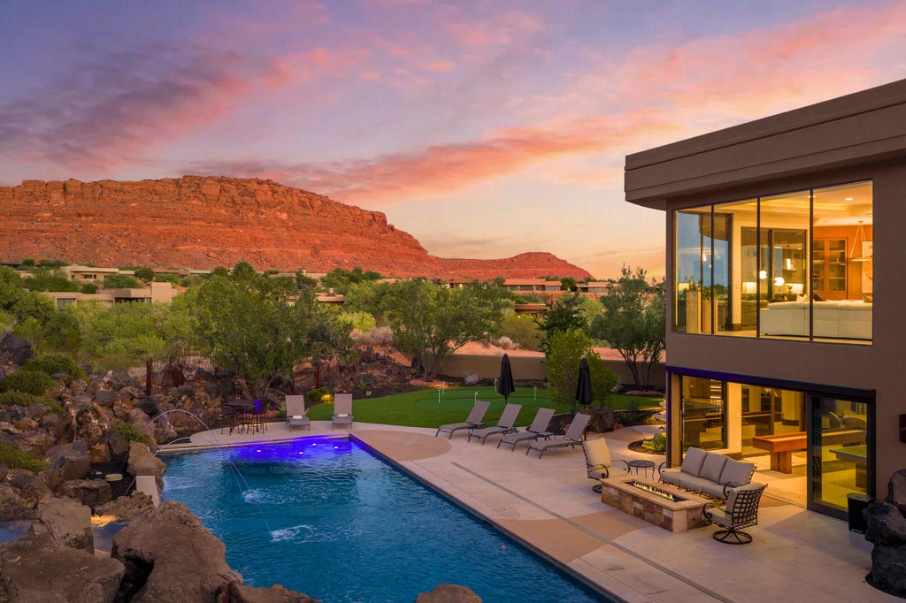 Photo of 29 E Split Rock E 29 #29, Ivins, UT 84738 (MLS # 26-277015)