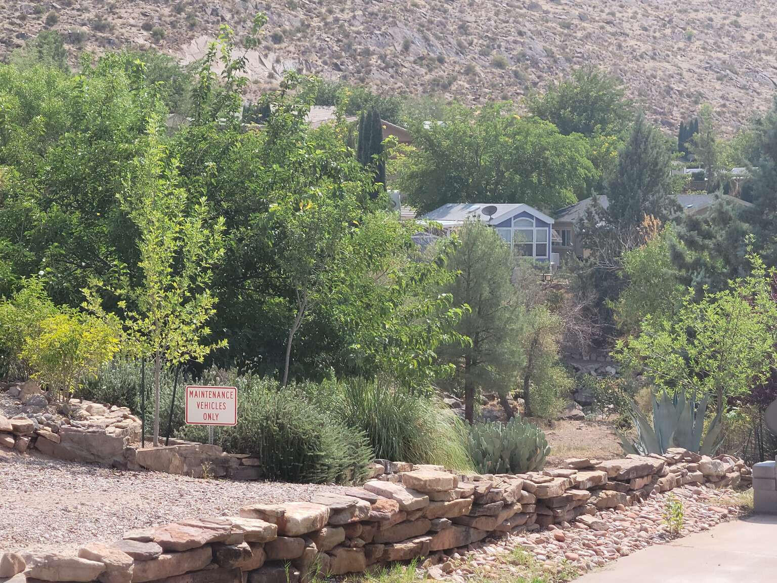 HARRISBURG LAKESIDE ESTATES - Land