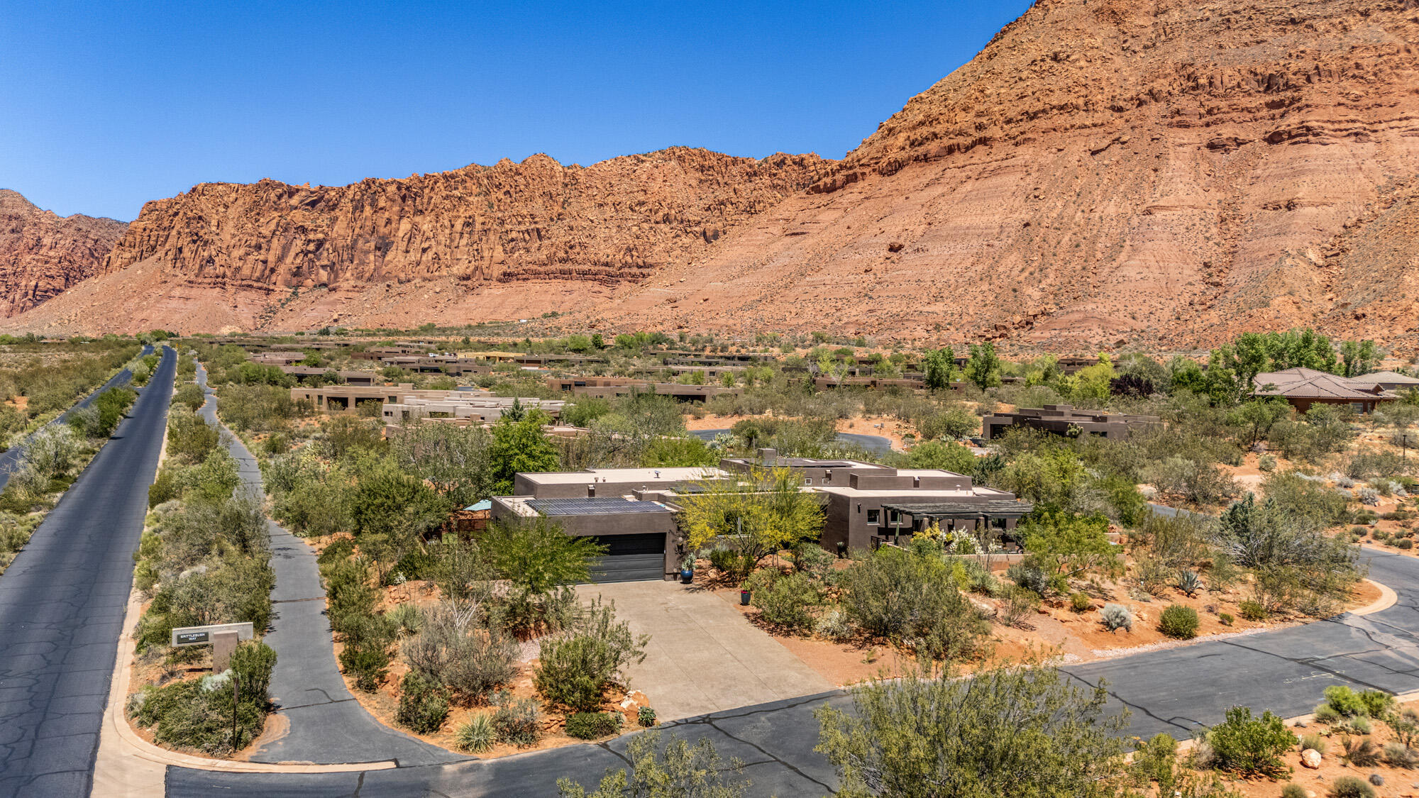 TAVIAWK - Residential