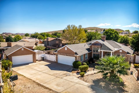 Tiny photo for 2887 S Palm CIR, Saint George, UT 84790 (MLS # 26-276969)