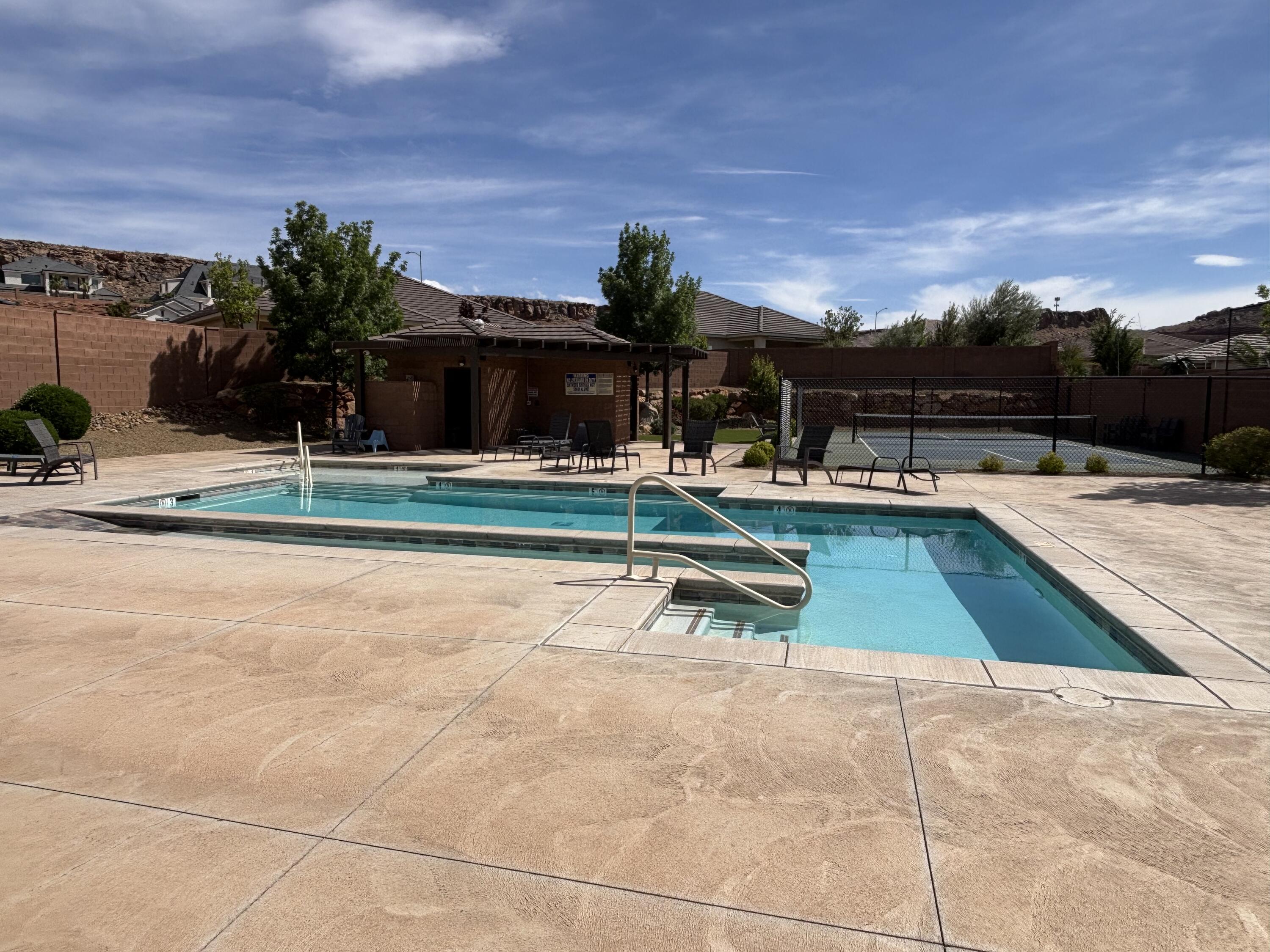 ELMWOOD ESTATES - Residential