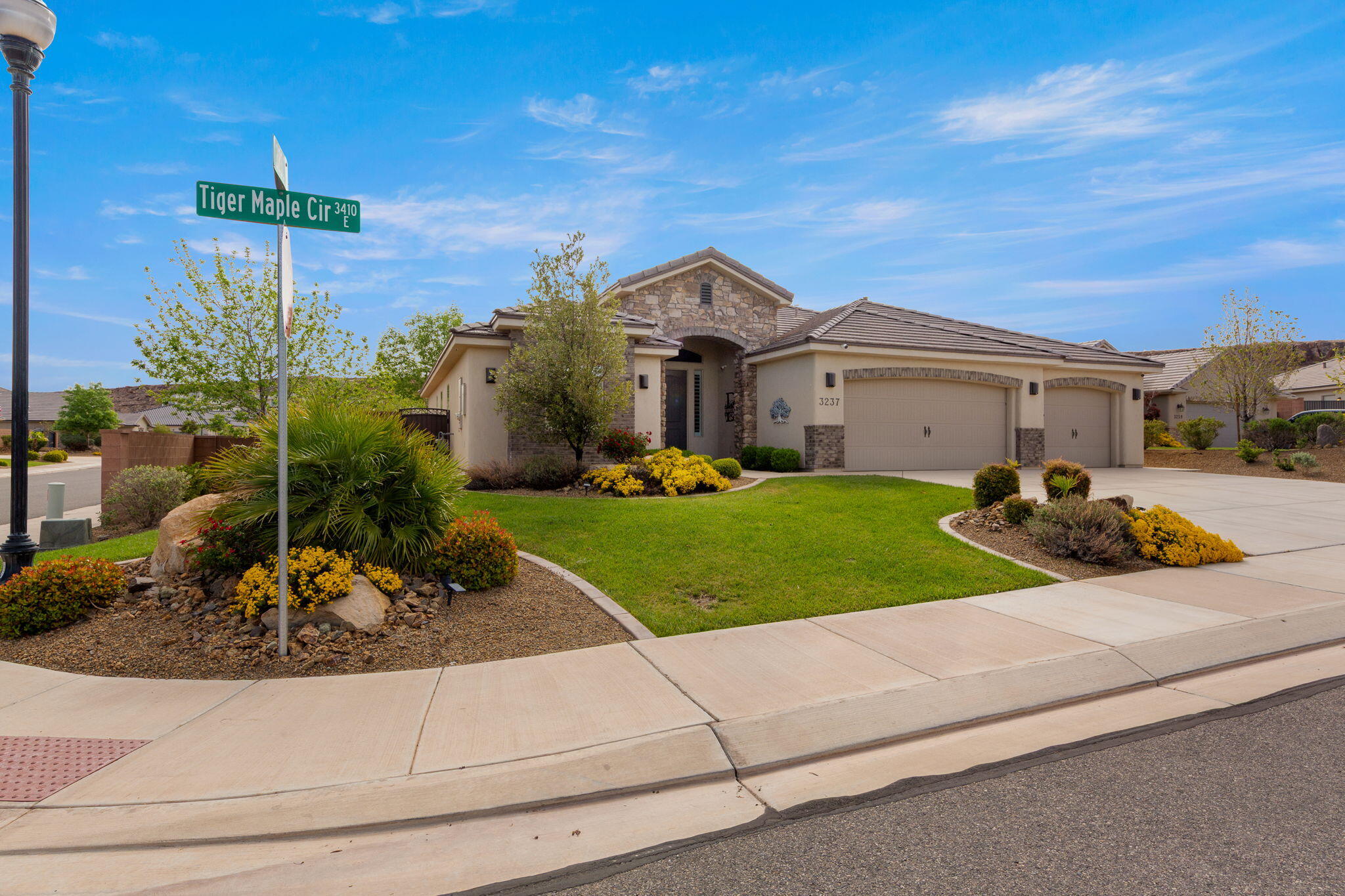 ELMWOOD ESTATES - Residential