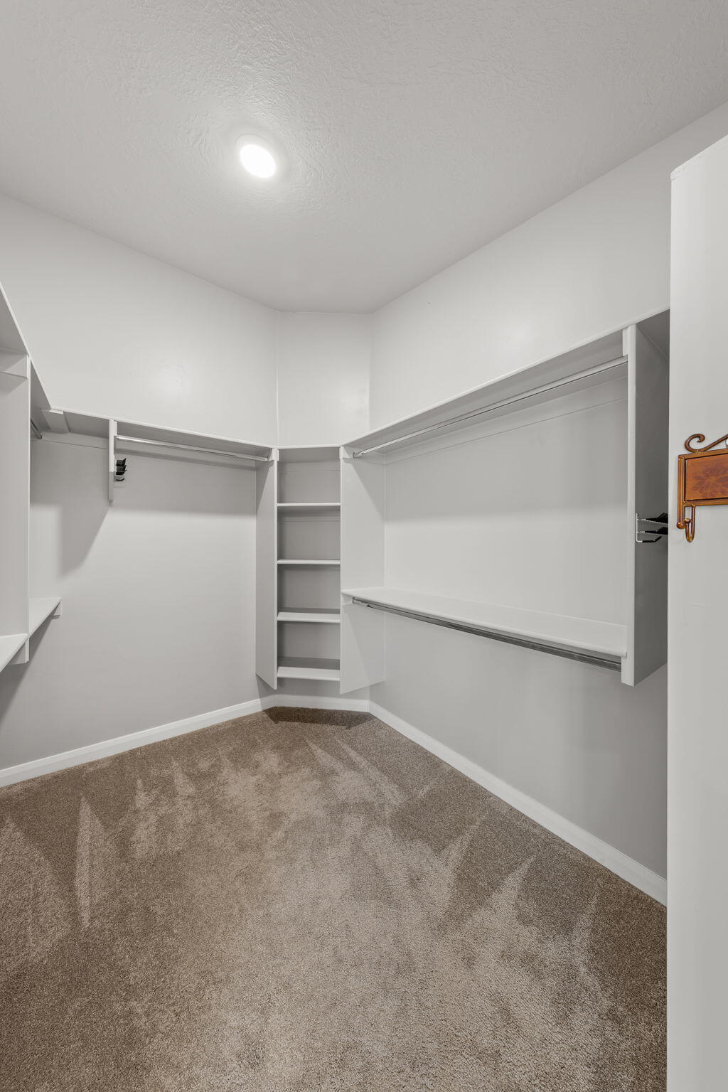 ELMWOOD ESTATES - Residential