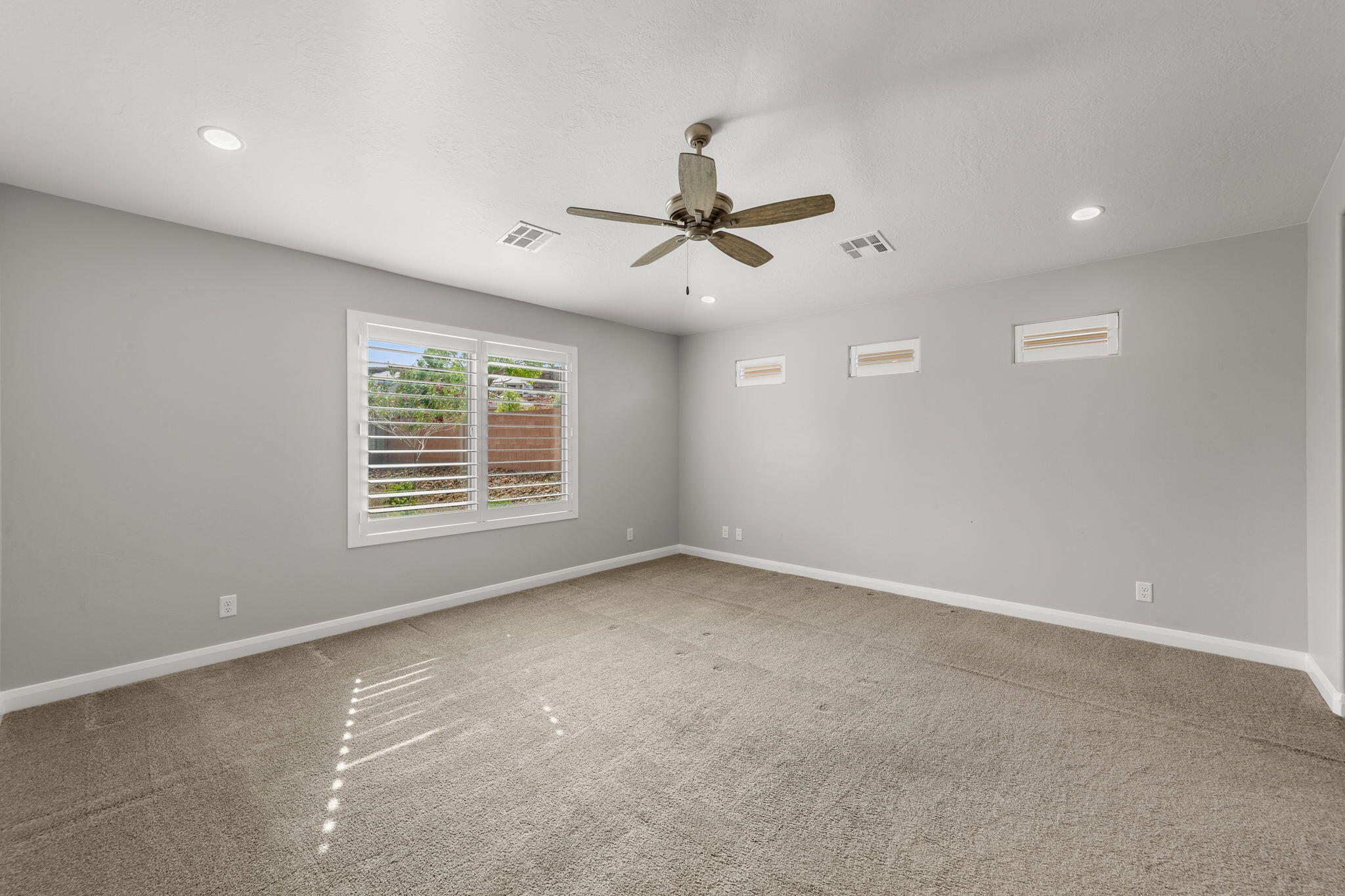 ELMWOOD ESTATES - Residential