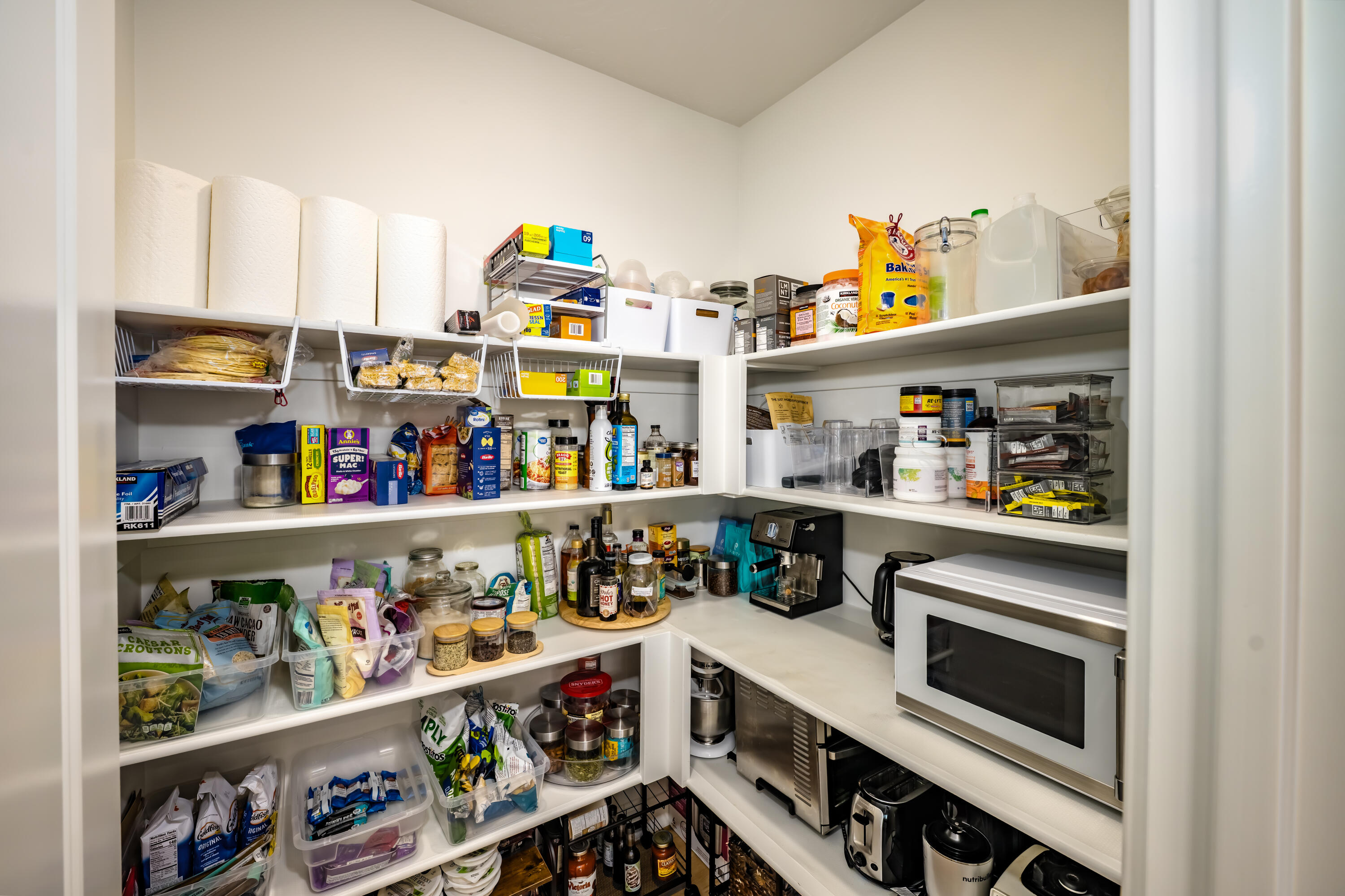 SALARNO HILLS AT DIVARIO - Residential