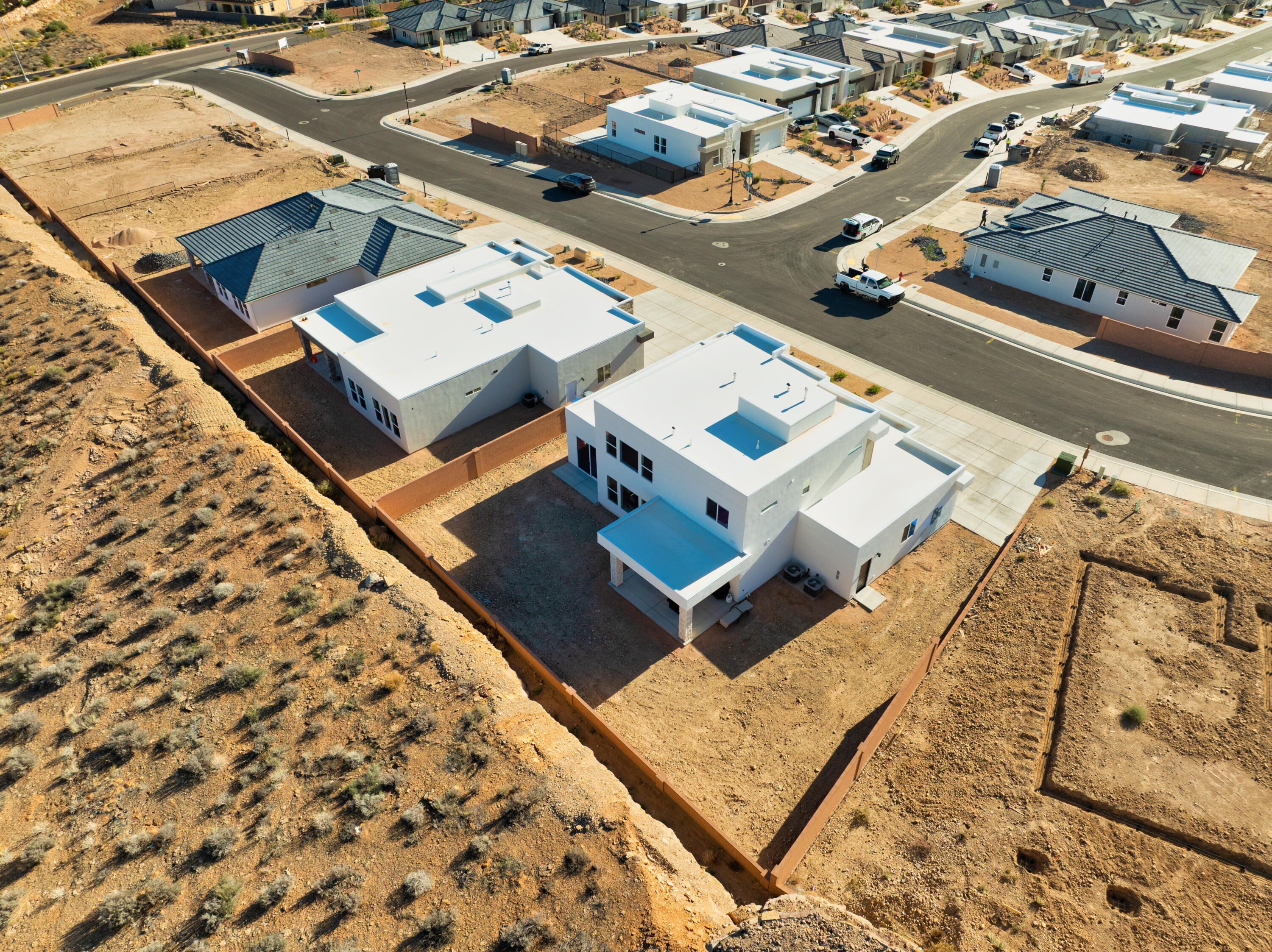 SALARNO HILLS AT DIVARIO - Residential