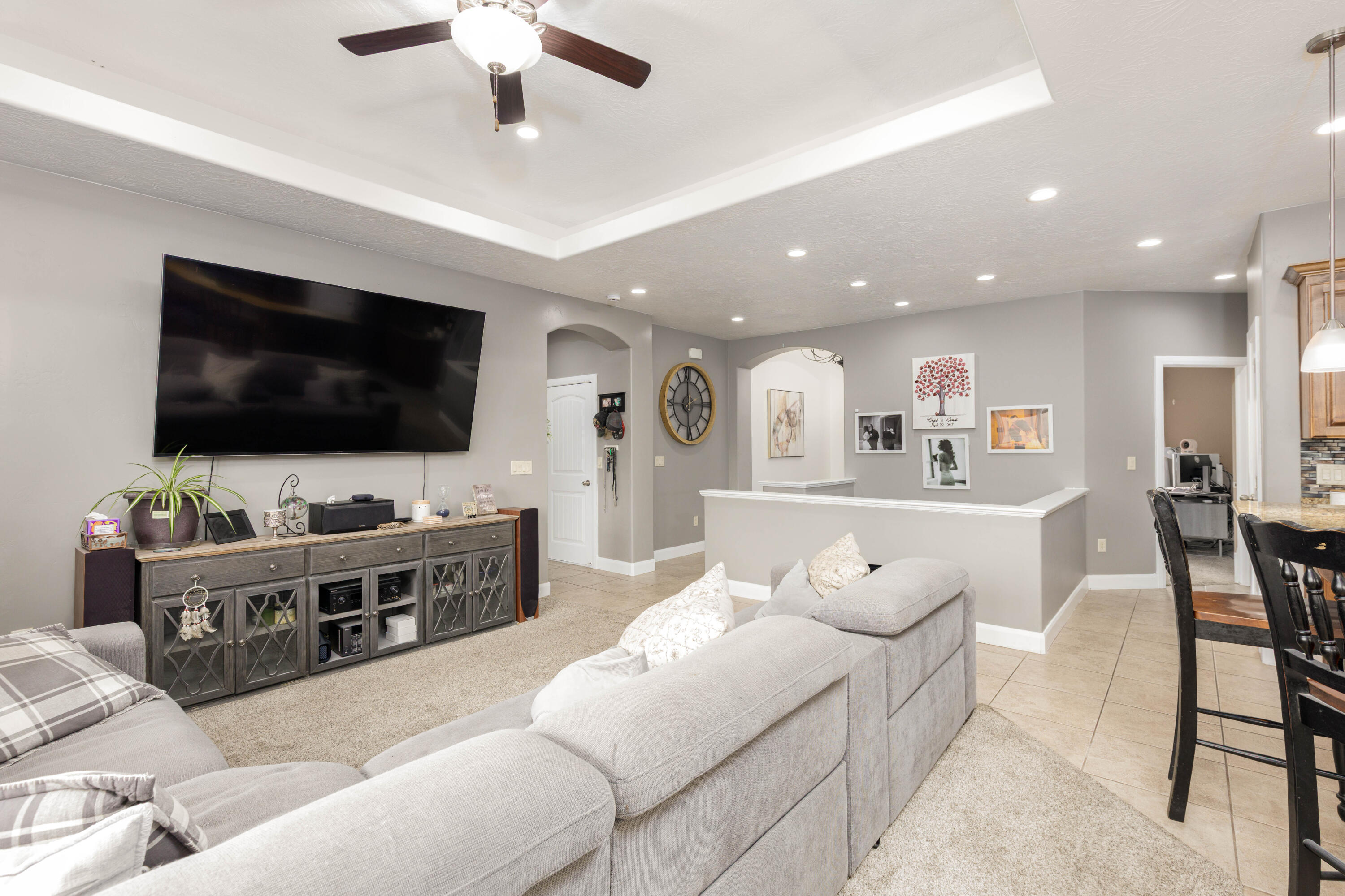 CORONADO RIDGE - Residential