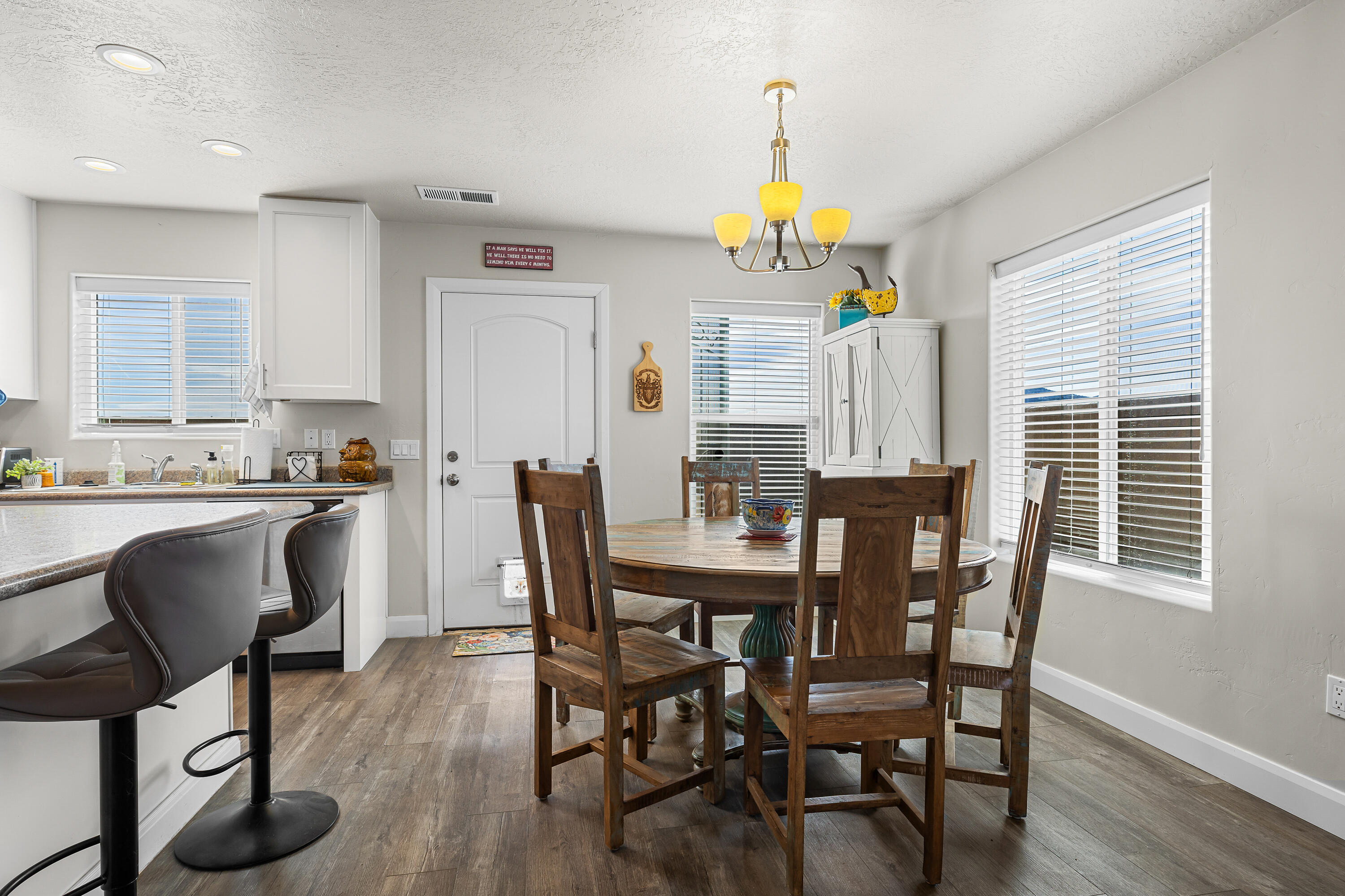 ENTERPRISE VALLEY VIEW ESTATES - Residential