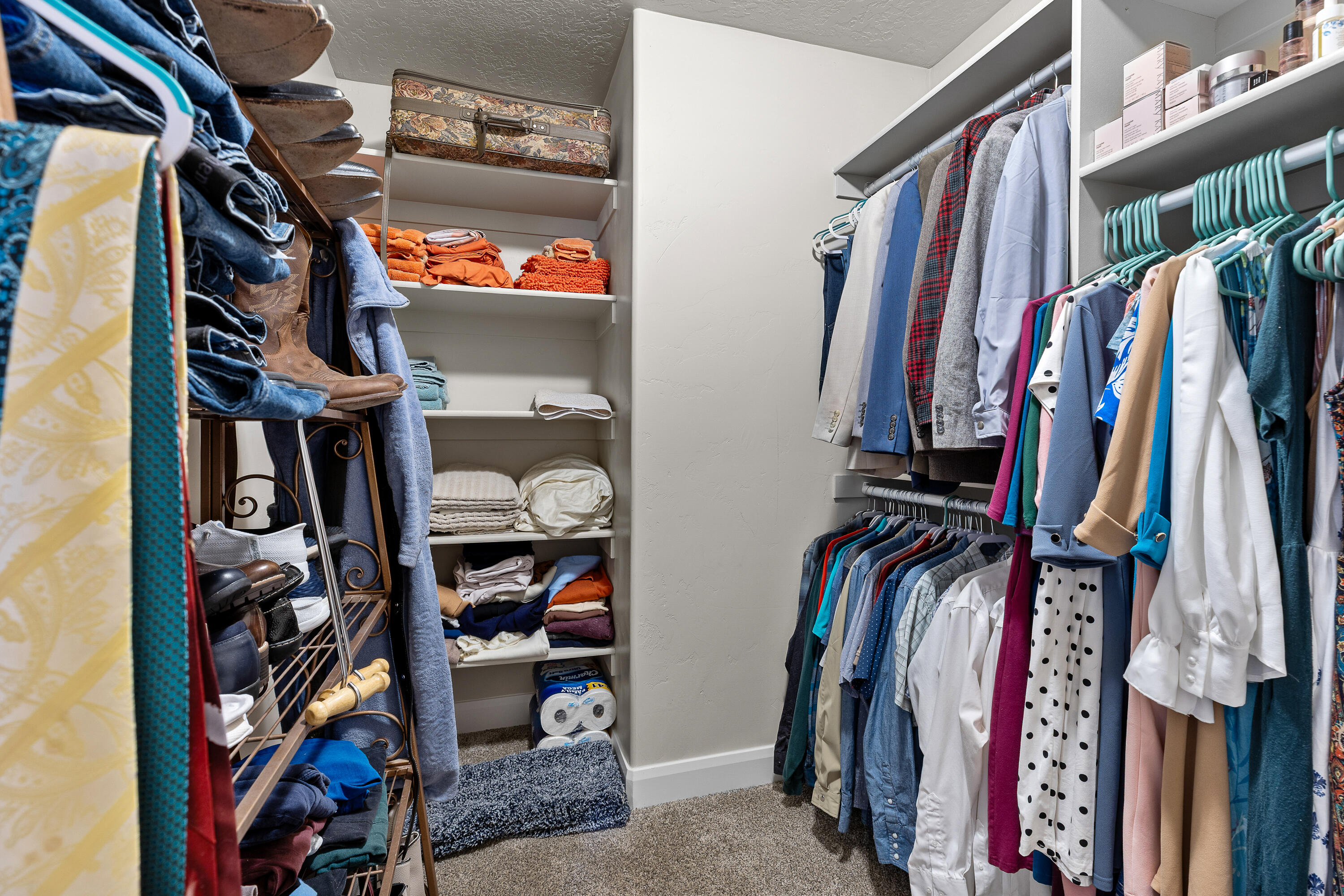 ENTERPRISE VALLEY VIEW ESTATES - Residential