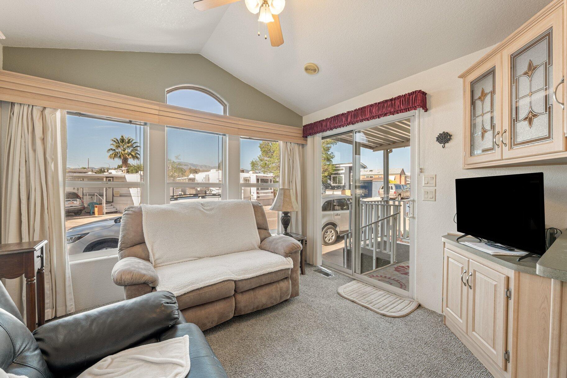 CHEROKEE SPRINGS RV PARK - Residential